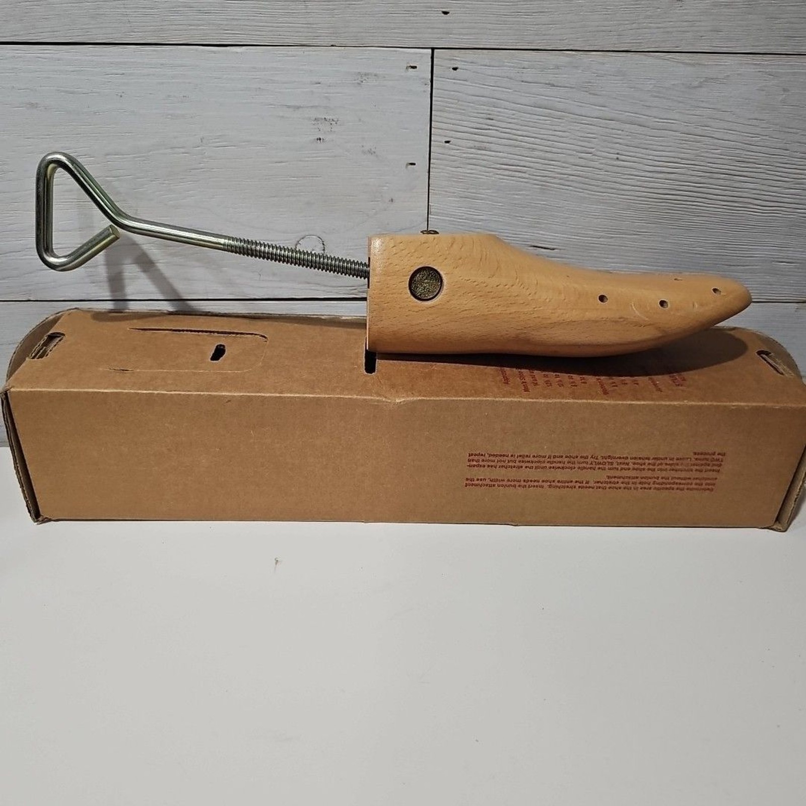 NIB Ralyn Professional Wooden Shoe Stretcher For Bunion Problems / Problem Feet