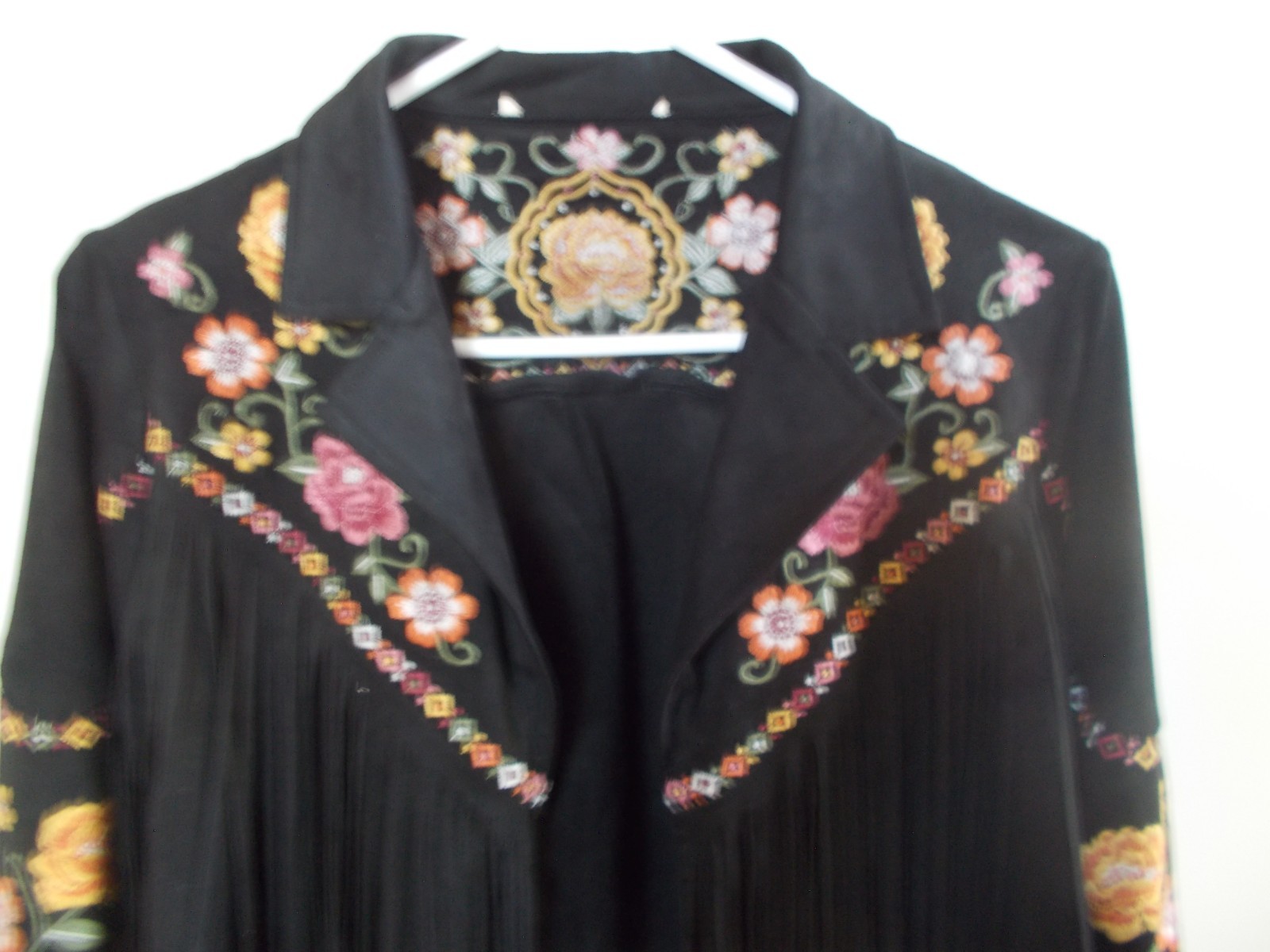 Savanna Jane Faux Suede Black Embroidered Jacket Fringe Flowers sz S M