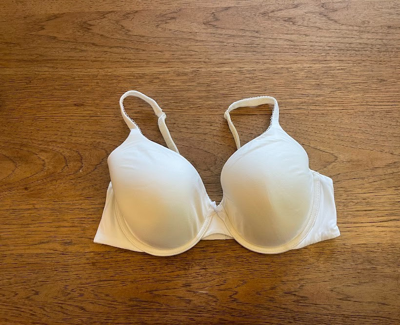 Victoria’s Secret White Logo 34DDD Body By Victoria Lined Full Coverage Bra VS