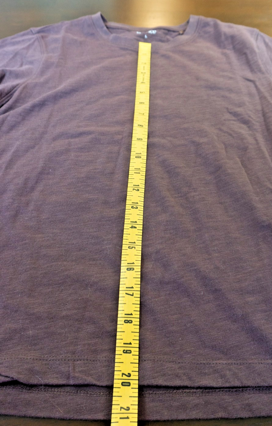 Quince Women’s Minimalist 100% Organic Cotton Tee L Cocoa Brown Quiet Luxury