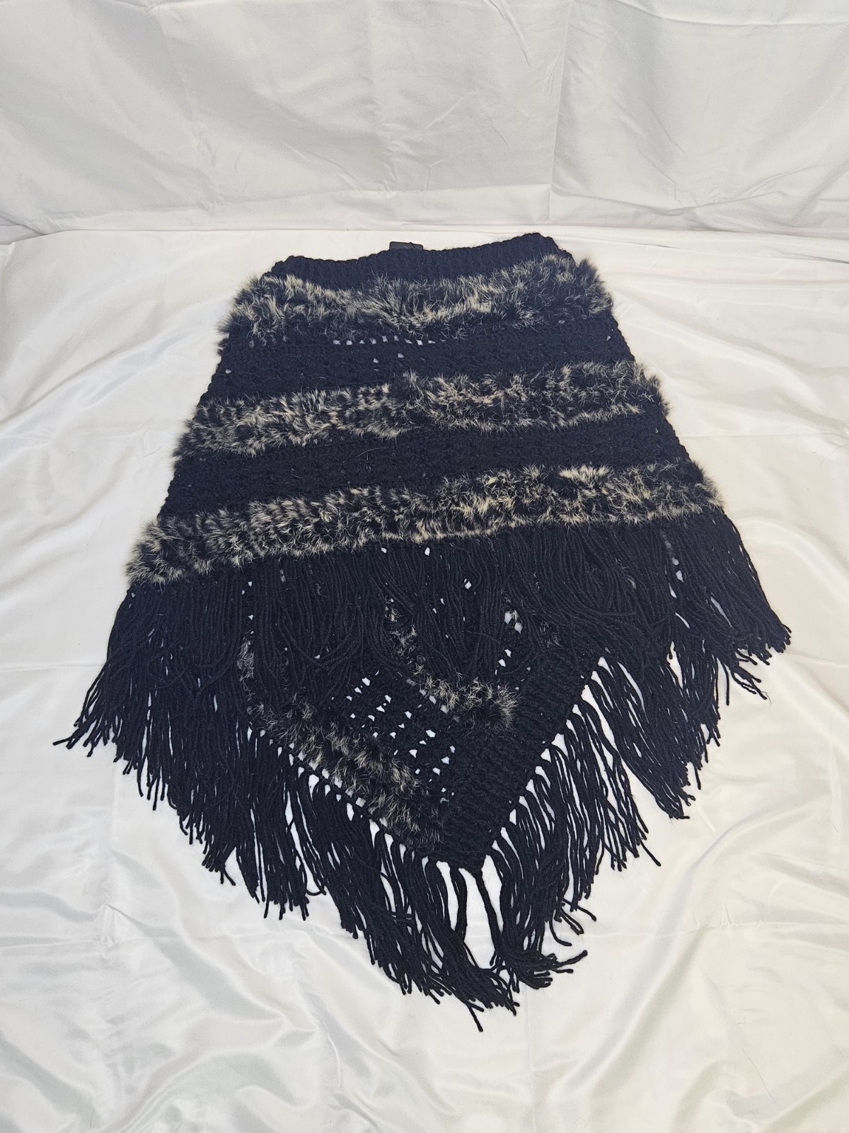 Roffe Black/Gray Striped Knit Shawl Wrap Fringe Fur Trim Button Closure