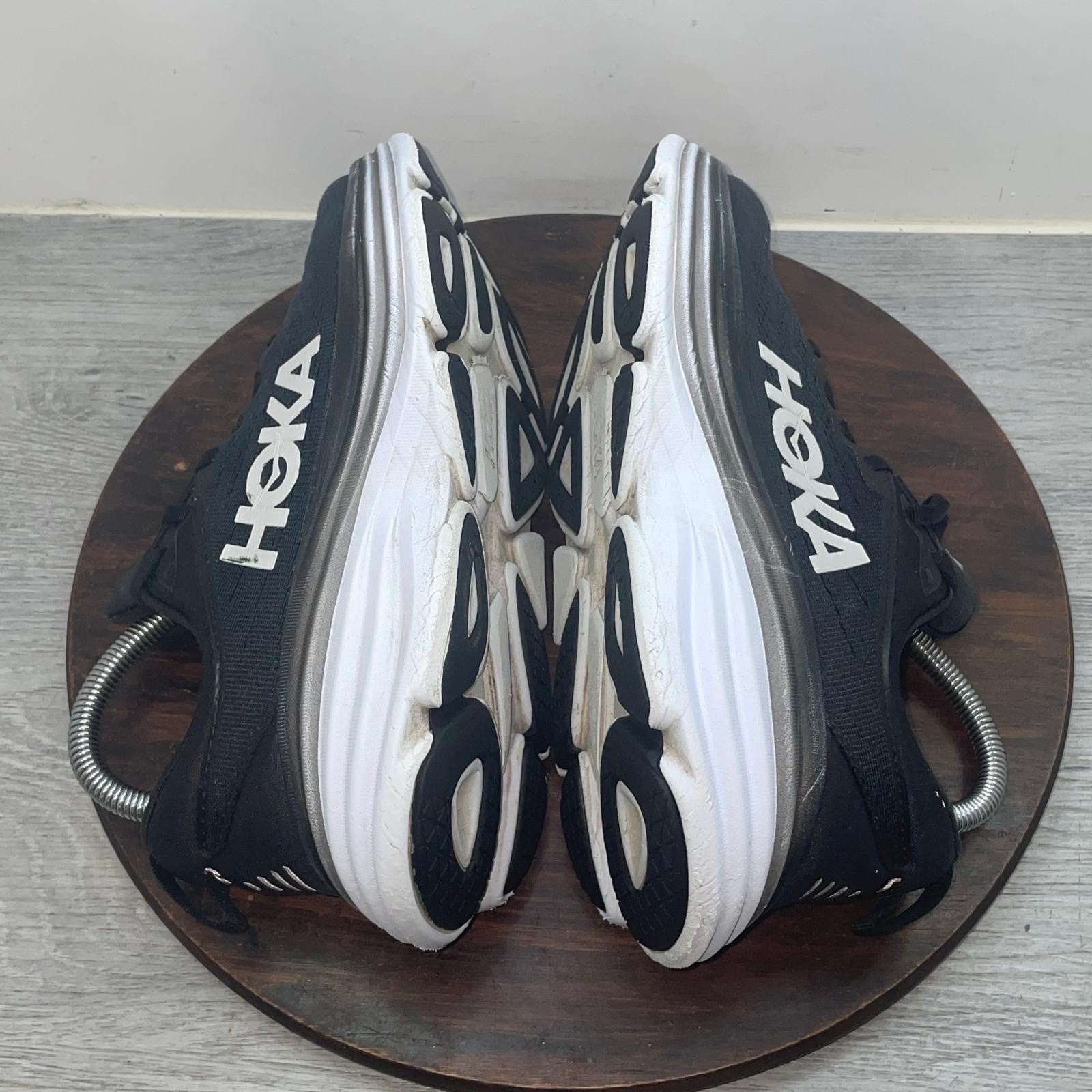Hoka One One Bondi 8 Womens 8 B Shoes Black White Running Walking 1127952 BWHT