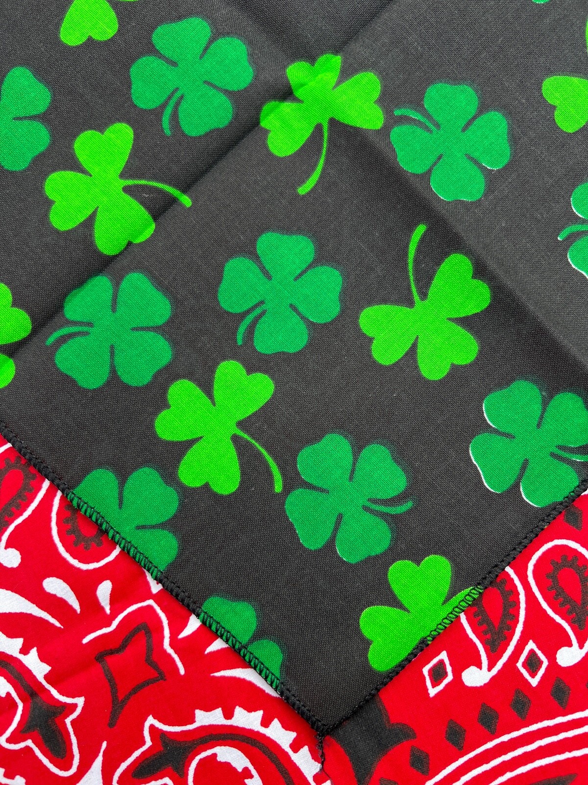 Shamrock 22×22 Bandanna