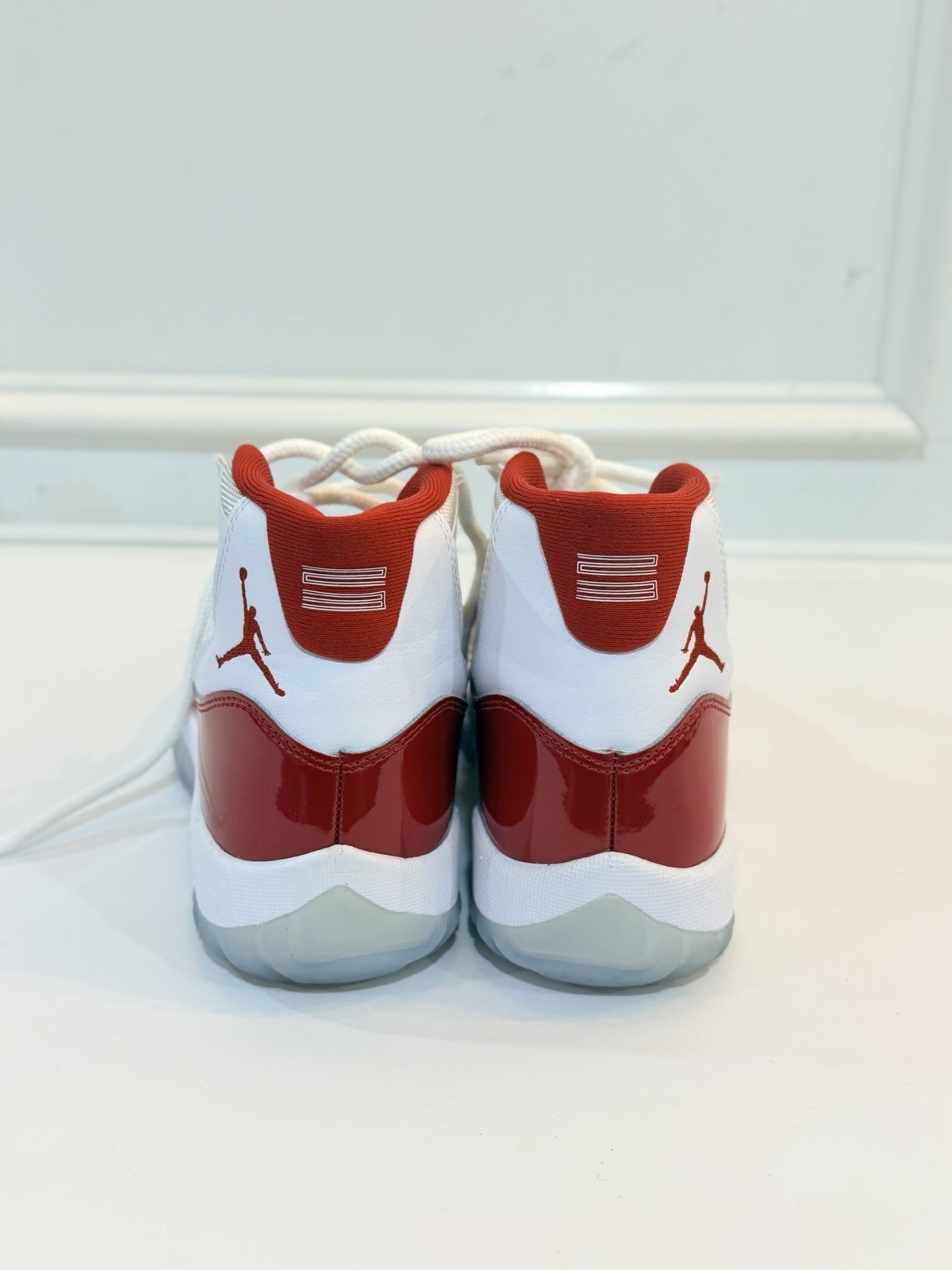 Jordan Air Jordan 11 Retro Mid Top White/Red Leather Sneaker Kids 6 CT8012-116