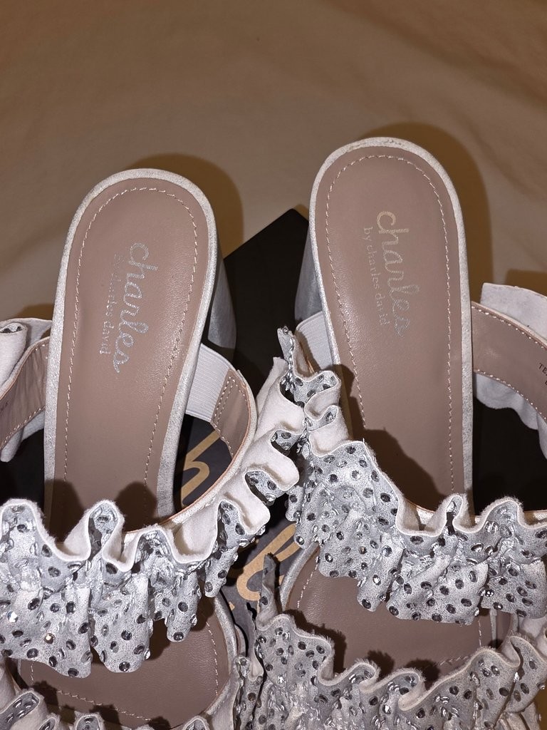 Charles David Royals Rhinestone Sandals Sz 9M NIB