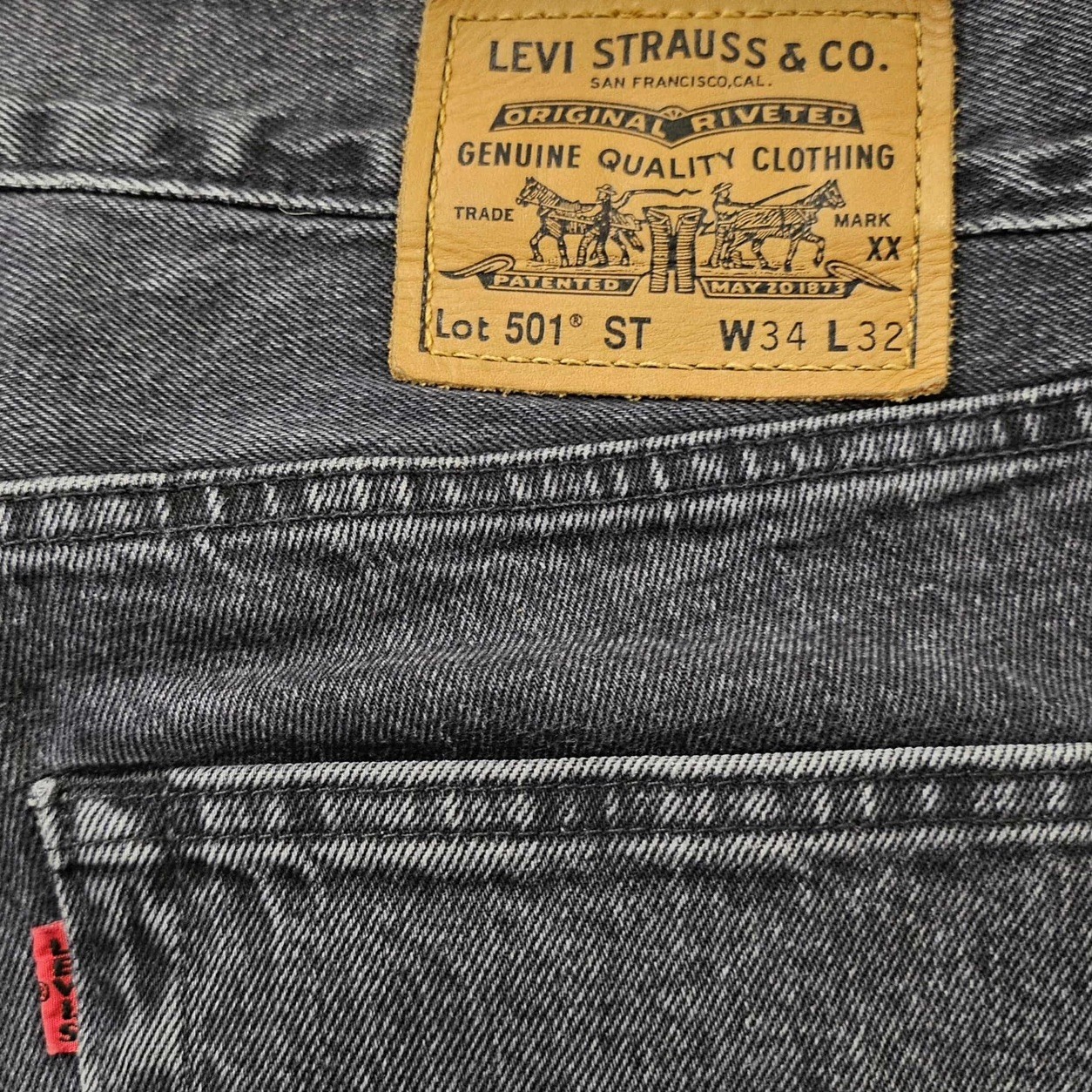 Levi’s Jeans 501 ST Mens 34 x 32 Black Denim Straight Leg Shrink to Fit Big E