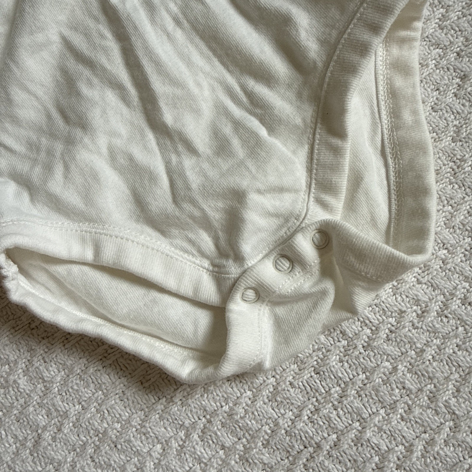 Red Heart Gymboree 2016 White Peter Pan Collar Long Sleeve Bodysuit 6-12M