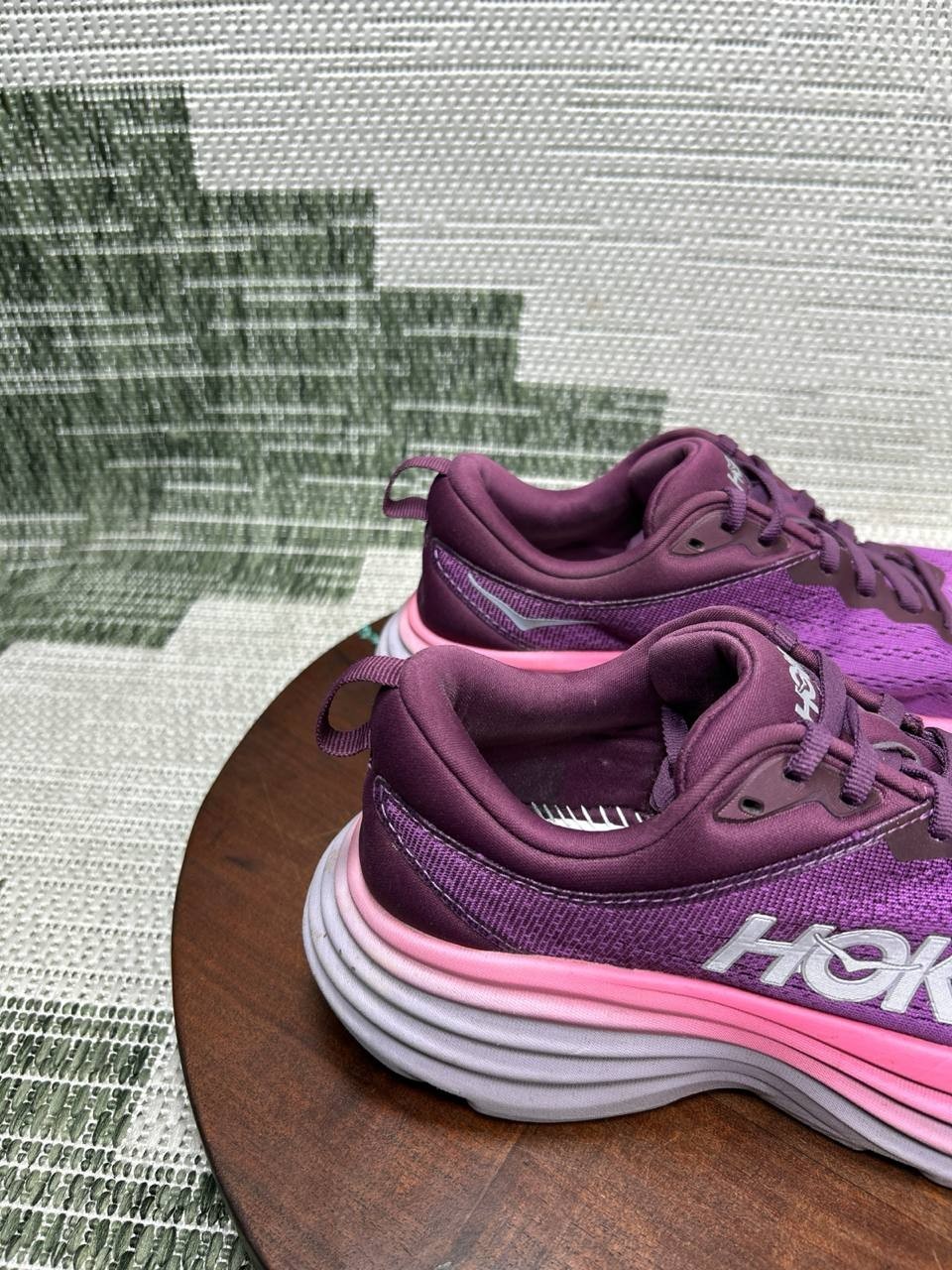 Hoka One One Shoes Womens Size 7 B Bondi 8 Beautyberry Mesh Running Sneaker