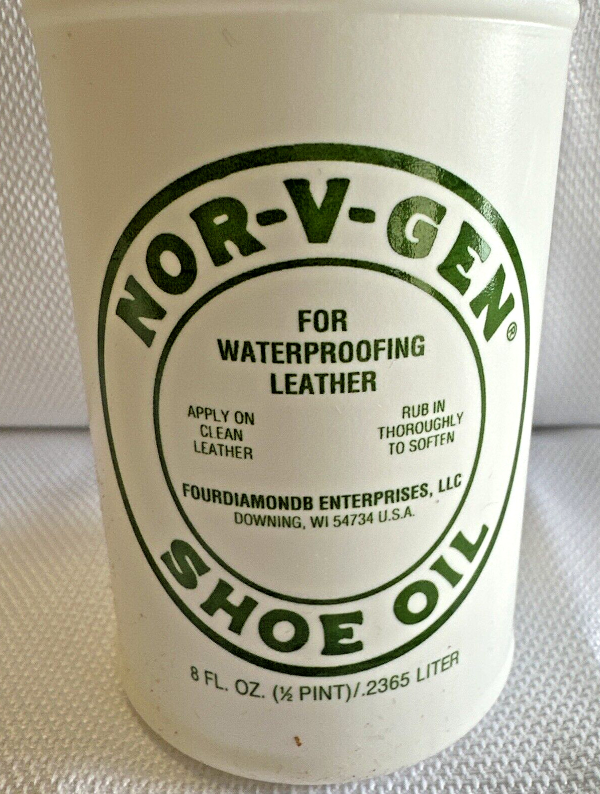 NOR-V-GEN SHOE OIL 8 OZ