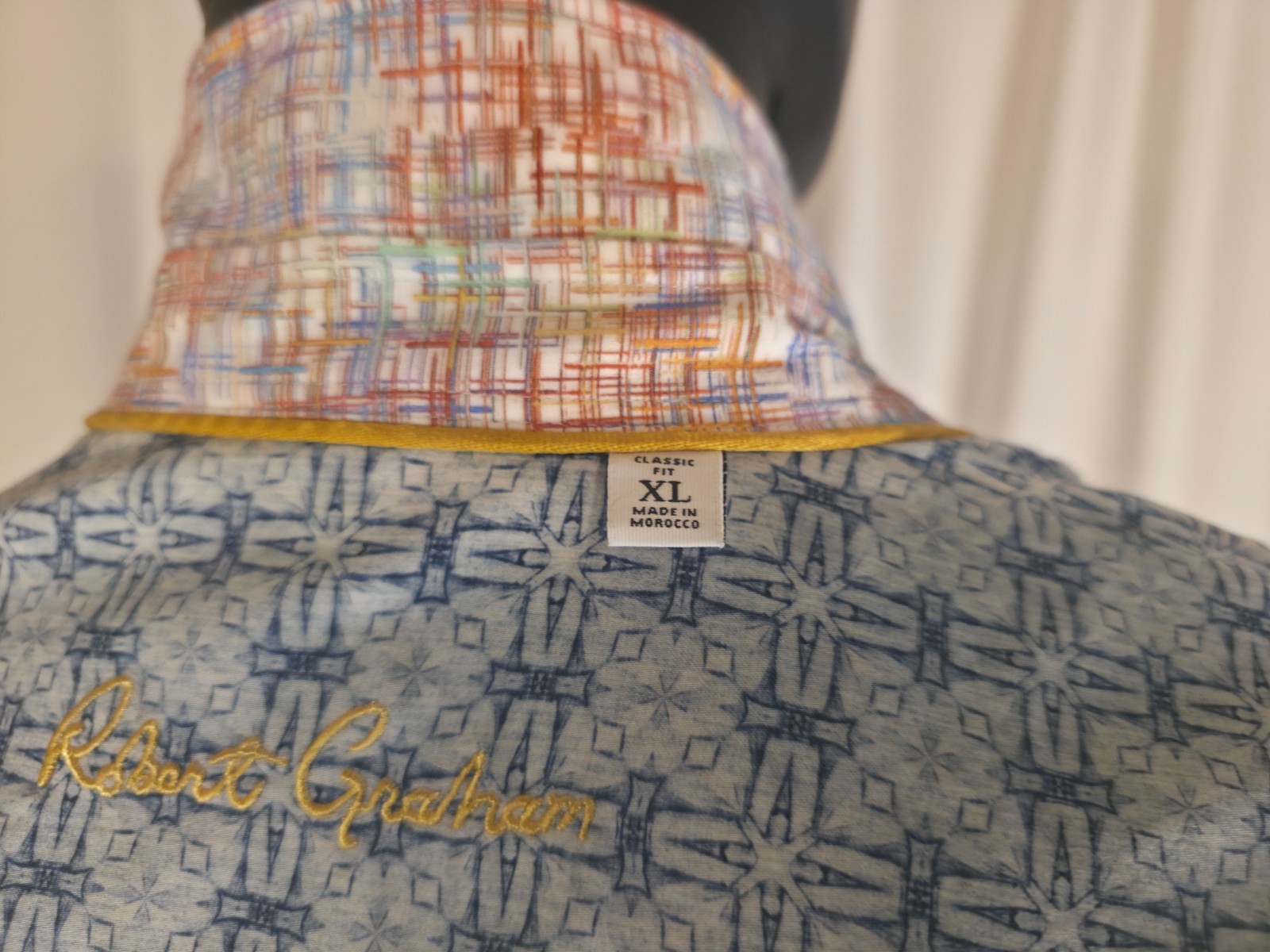 ☀️ Robert Graham “Antalya” XL shirt with multicolor cross-hatched pattern ☀️