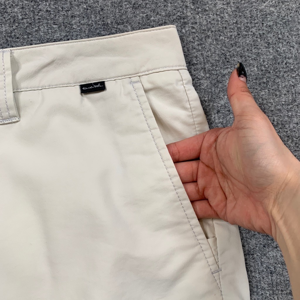 Travis Mathew Shorts Mens 38 Natural White Nylon Blend Stretch Performance