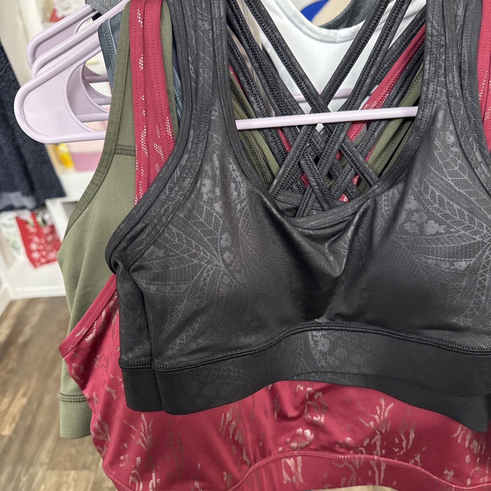 AVIA Xxxxl To L Women’s Assorted S Clothing Lot 17 Athletic Legging Sport Bra