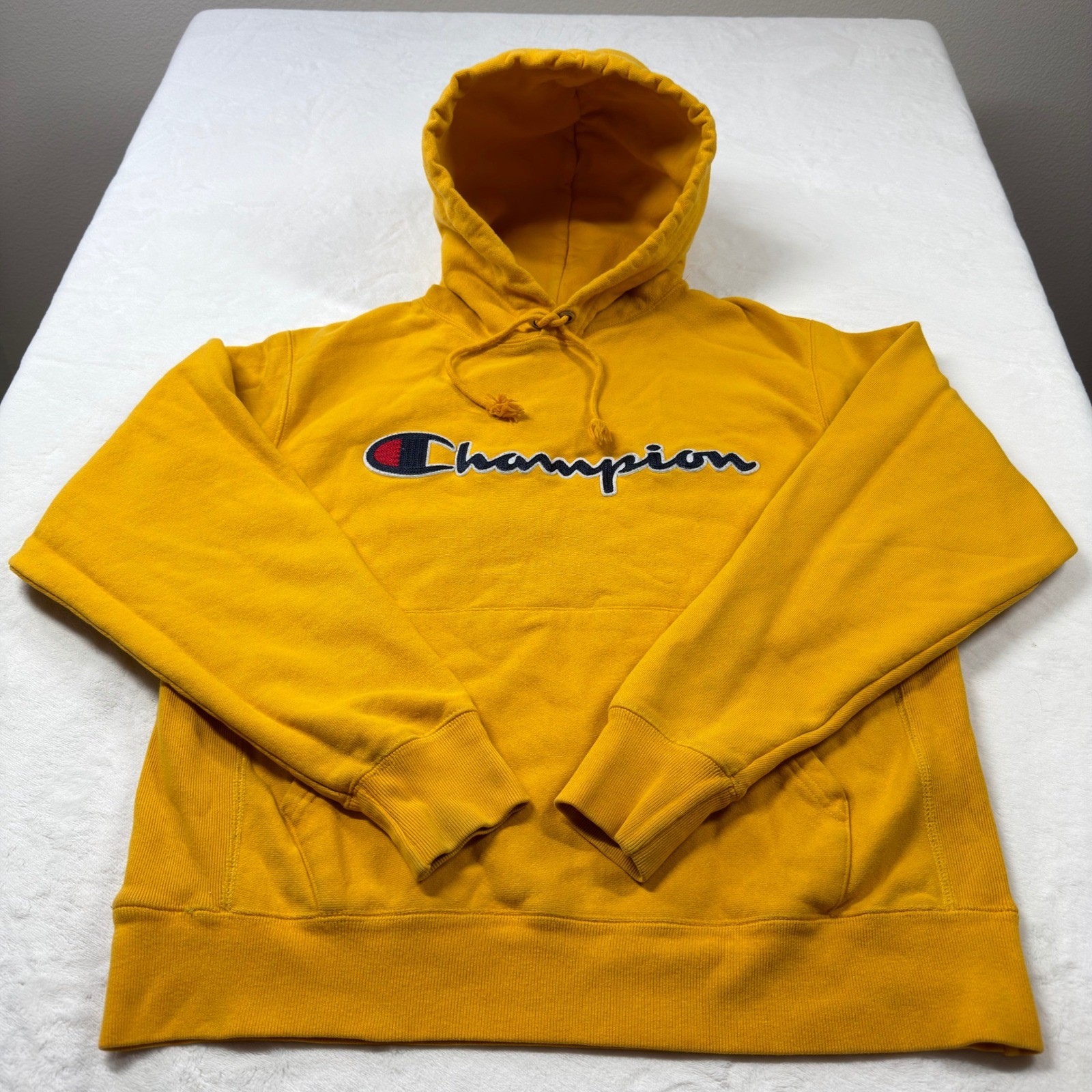 Champion Reverse Weave Hoodie Mens Medium Gold Yellow Good Script Logo GF68 BYC