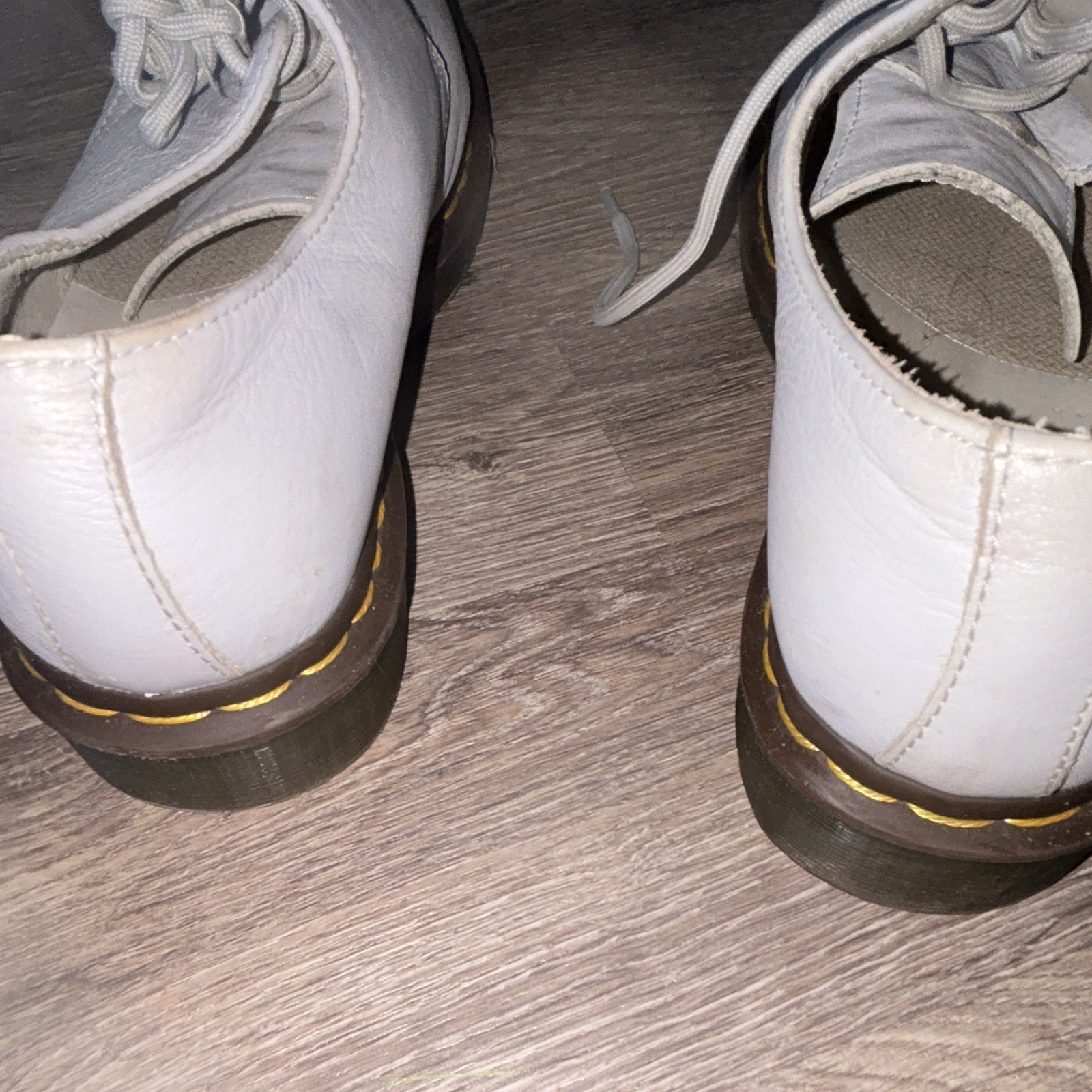 Dr. Martens White Leather Lace-Up Oxford Shoes Men’s US 9 UK 7 EU 41