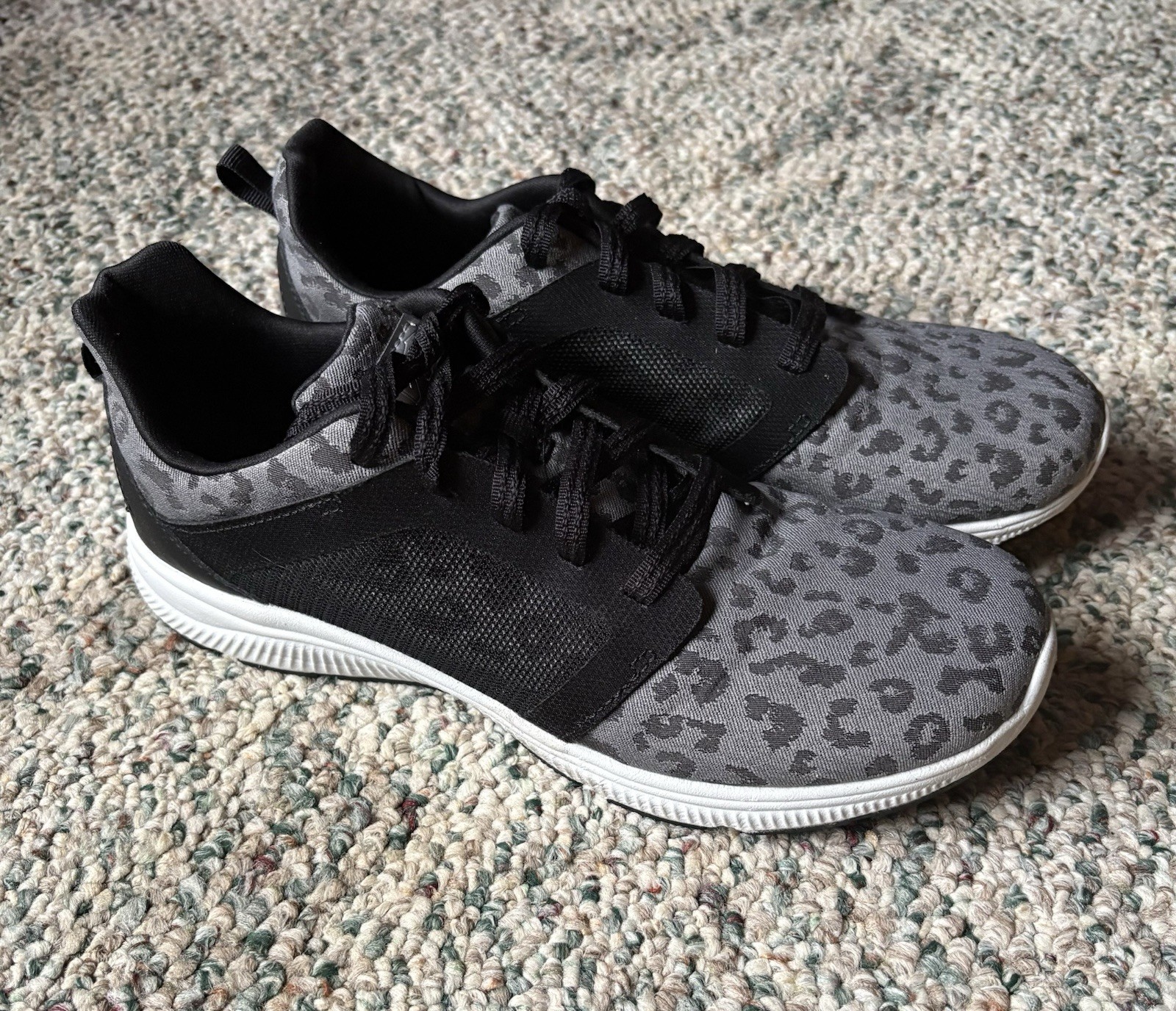Avia Women’s Sneakers, Size 9 1/2, Memory Foam
