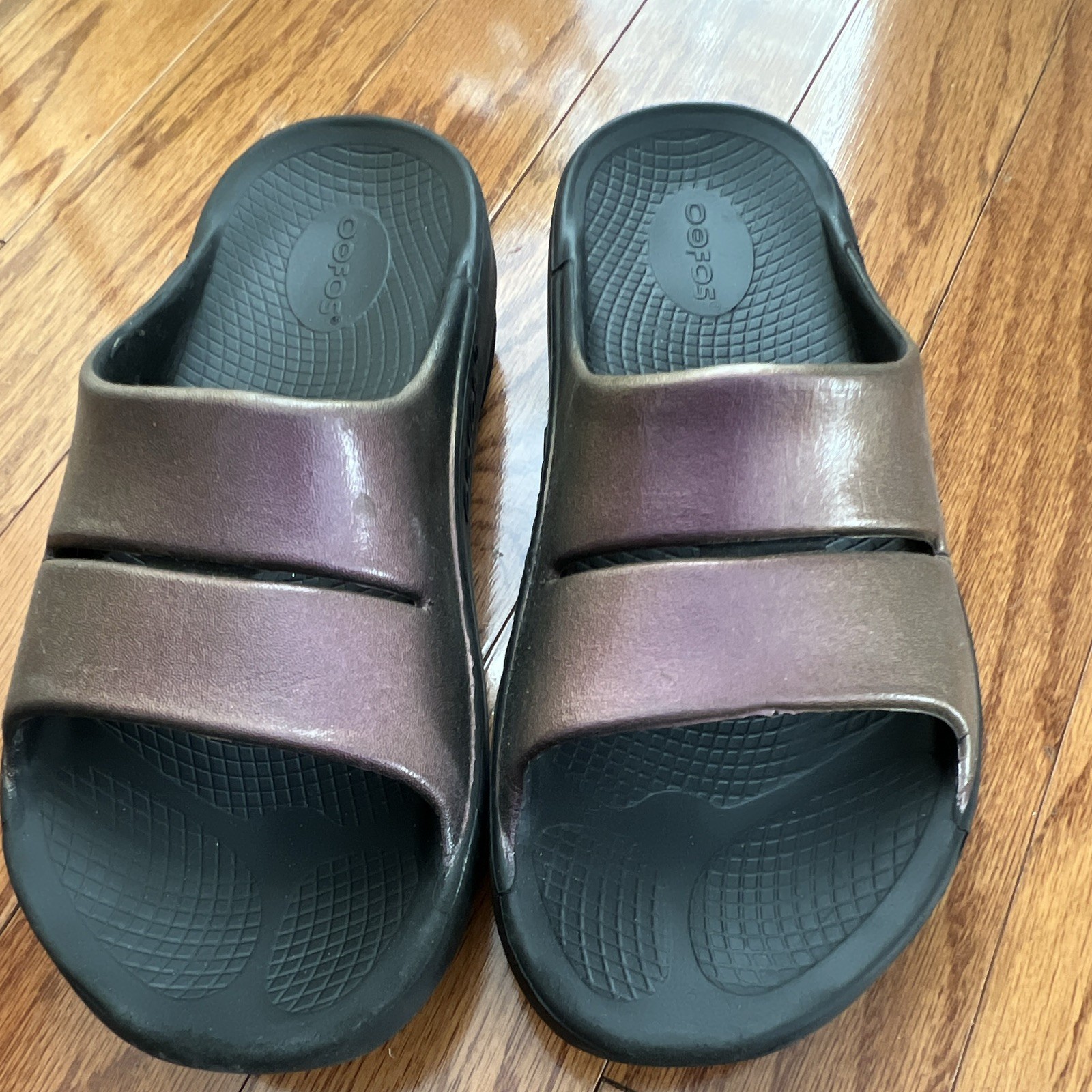 OOFOS Women’s Black Purple Rubber Slide Sandals Slip On Solid US 10