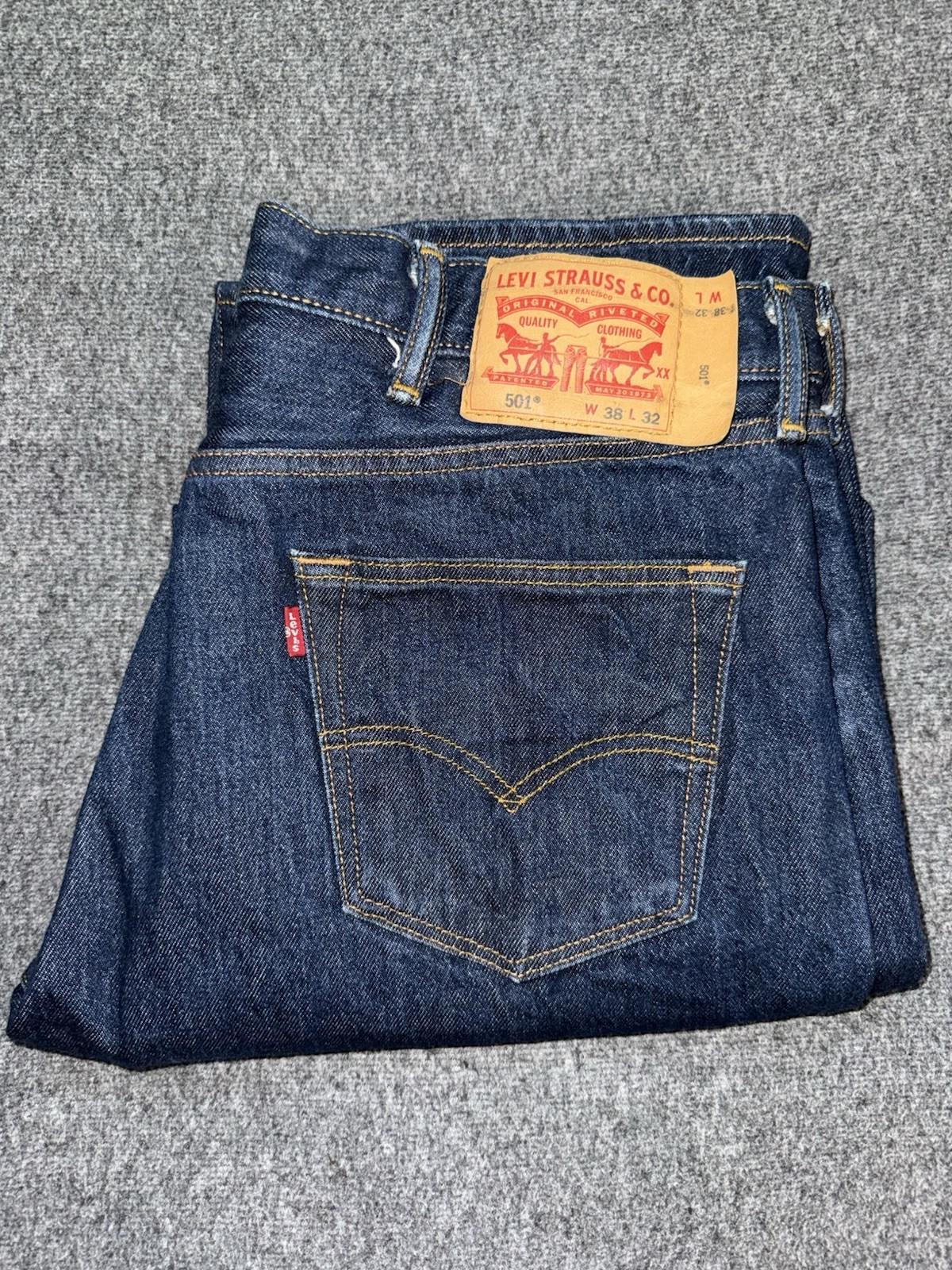 Levis Original 501 Denim Jeans Shrink To Fit Men’s Size 38×32 Straight 2016