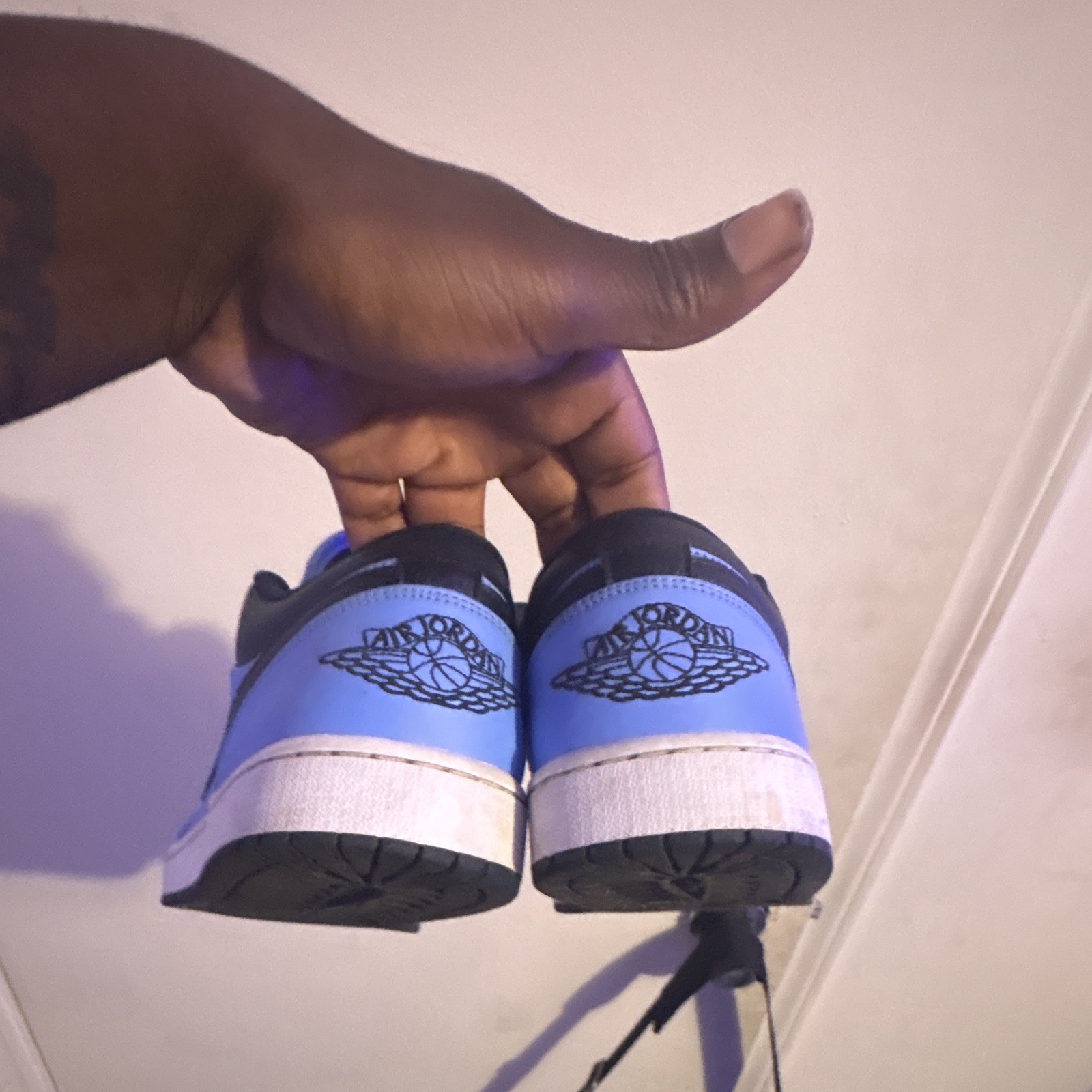 Jordan Air Jordan 1 Low Men’s Low-Top Colorblock Lace-Up Sneaker Blue