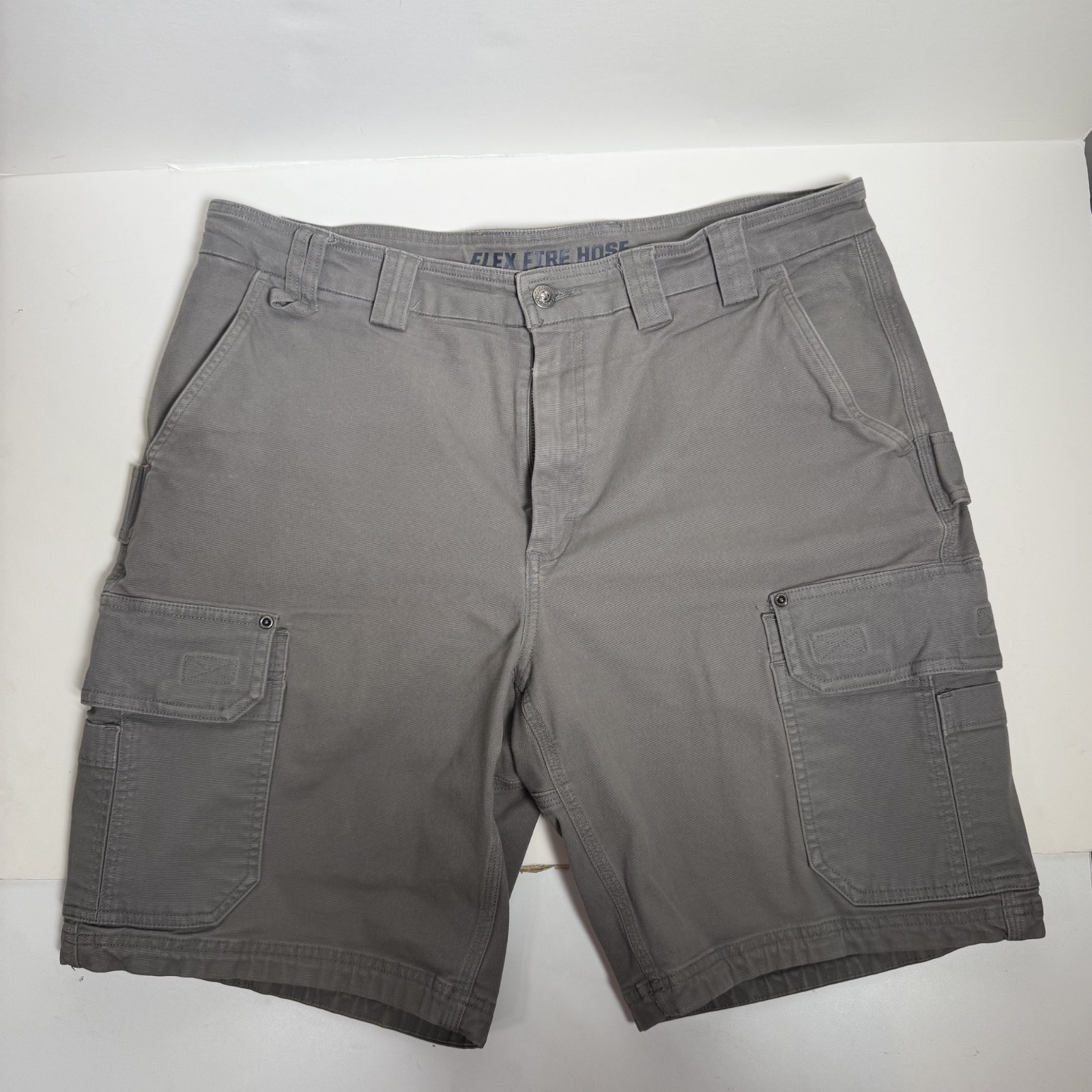 Duluth Trading Co. Flex Fire Hose Cargo Shorts Mens 38 Grey Heavyweight Utility