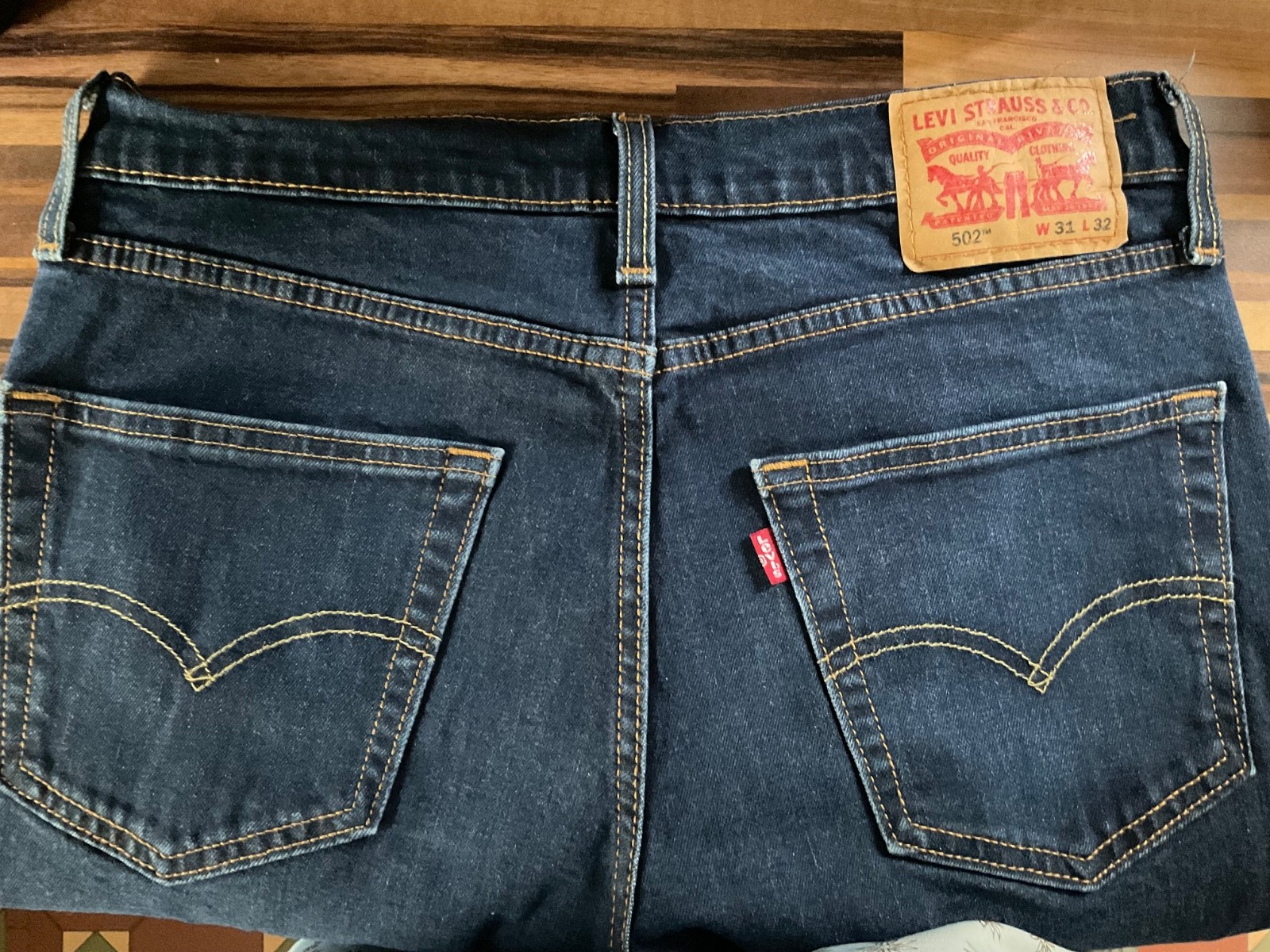 LEVI’S 502 Dark Navy Blue Denim Zip Fly Jeans – W31 L32 – Men’s