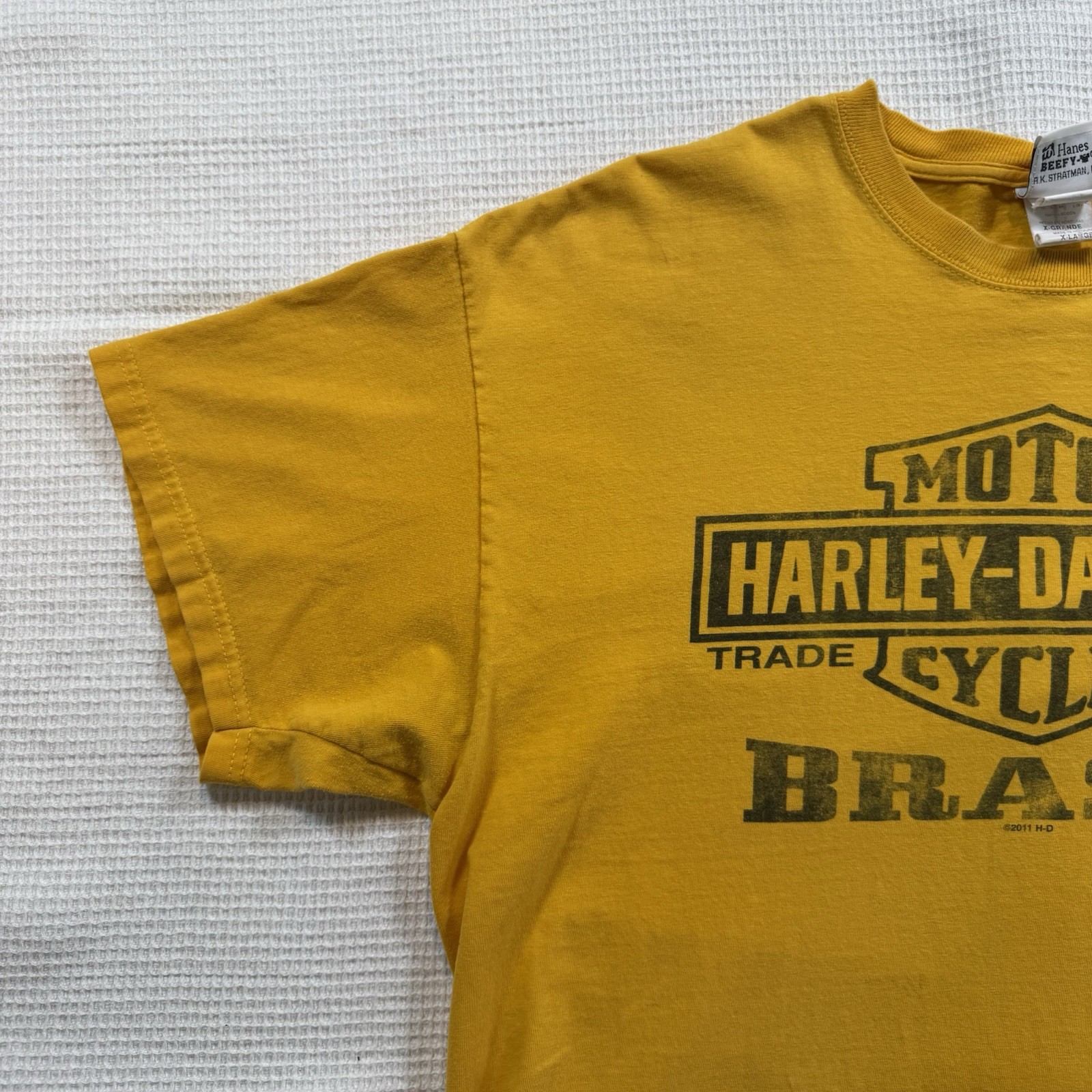 Vintage Harley Davidson T-Shirt Men’s XL Basil Yellow 2011