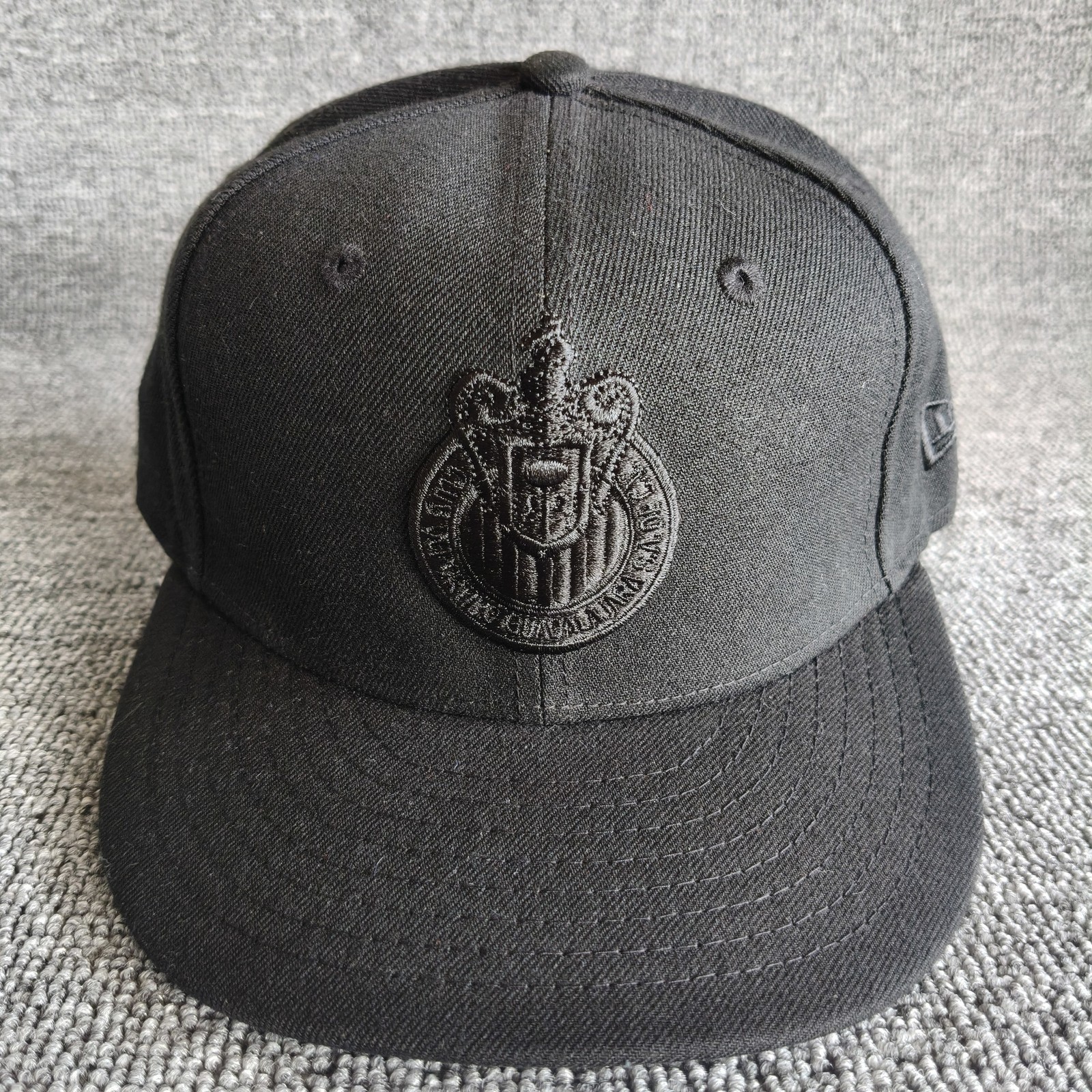 New Era Chivas 59FIFTY Fitted Black Hat Size 7 Soccer Cap