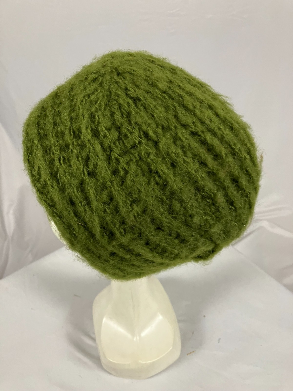 VTG Made in Italy Green Shaggy Knit Beanie Hat Fluffy Winter Cap 100% Acryl