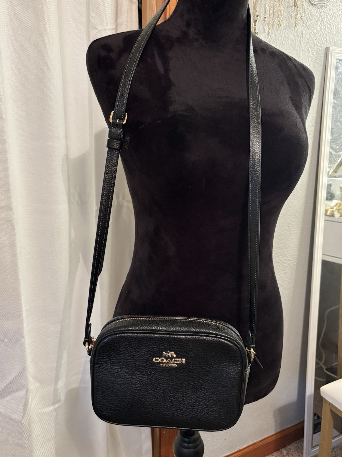 Coach Jamie Pebbled Camera Bag Crossbody Black Gold Hardware Zip Small