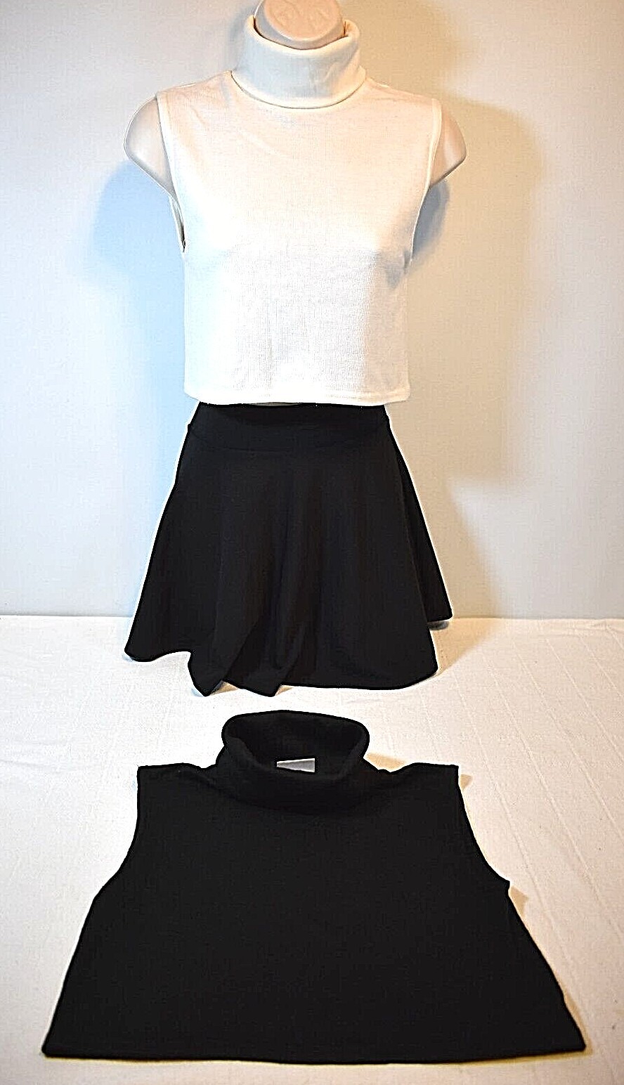 Buyer’s Choice! Mock Turtlenecks – S/M: Red, Navy, White, Black L/XL: Gray