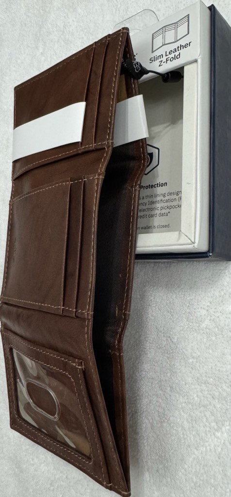 New Dockers Men’s Slim Z -Fold Wallet Brown Color $18.99