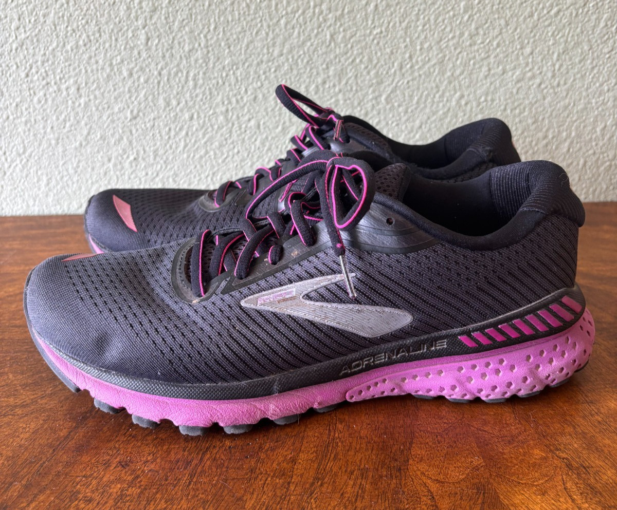 Brooks Women’s Adrenaline GTS XX Running Shoes – Black Purple – US 10.5