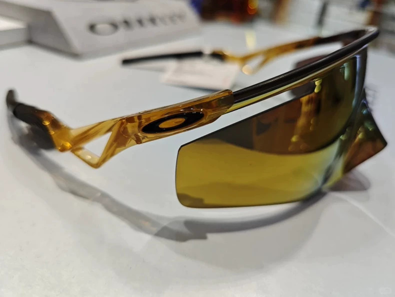 Oakley QNTM Kato OO9481D Sunglasses, Gold Frame, Gold Lenses
