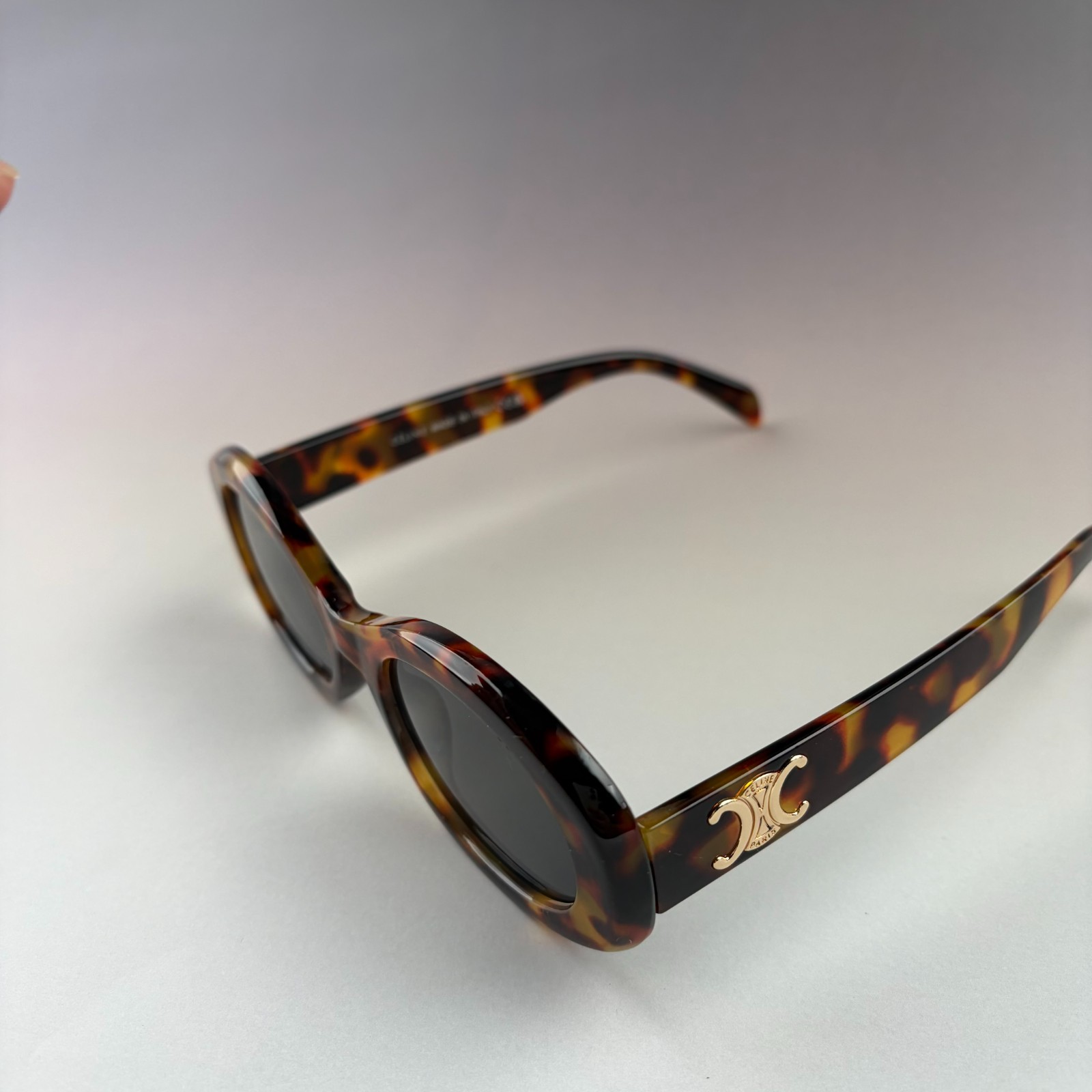 New In Box – Celine Triomphe Oval Women Sunglasses Black Designer Summer Travel