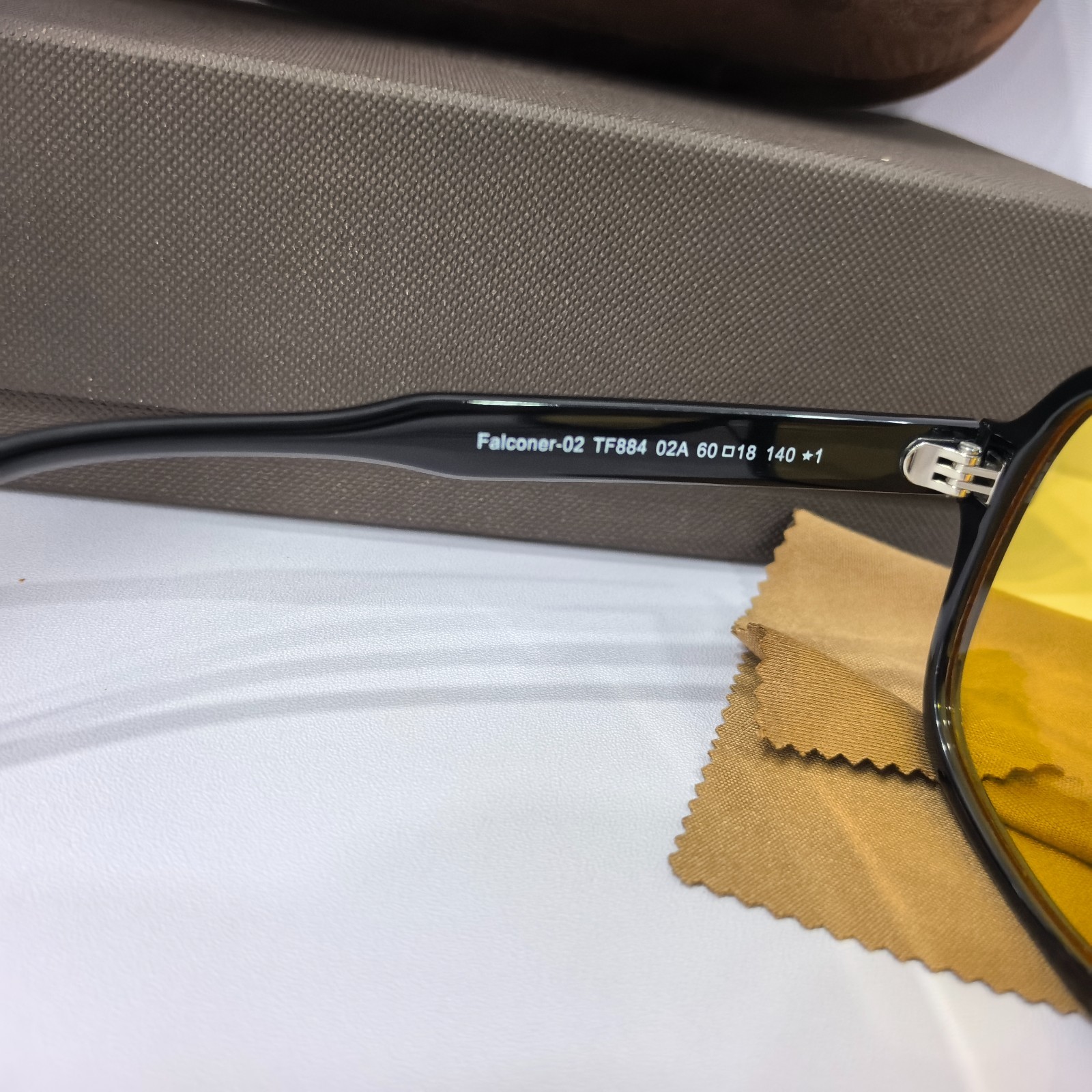 Tom Ford New Classic Designer Yellow Sunglasses Unisex TF884 02A