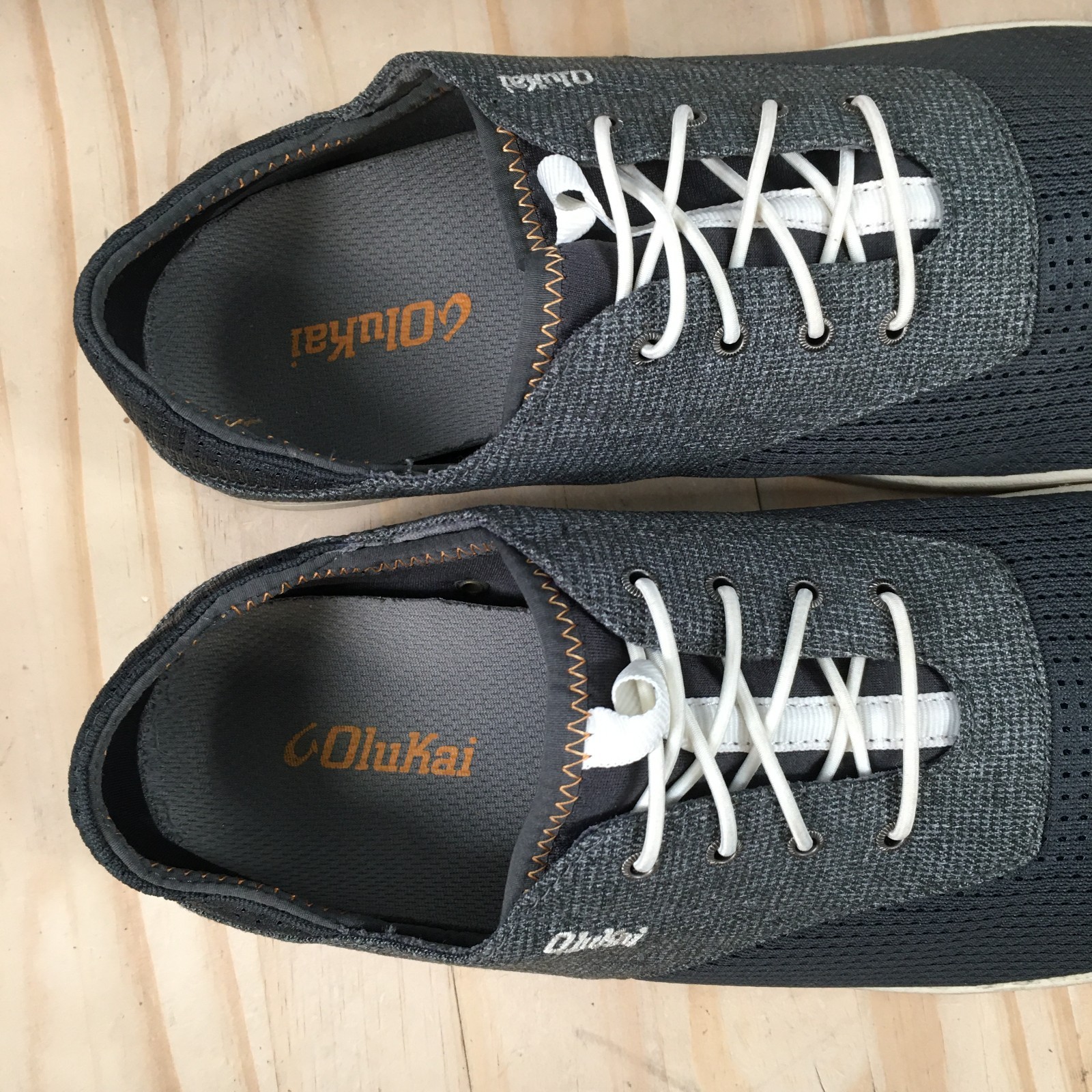 OluKai Shoes Mens 9.5 Black Nohea Moku Casual Sneakers Mesh Lace Up Low Top