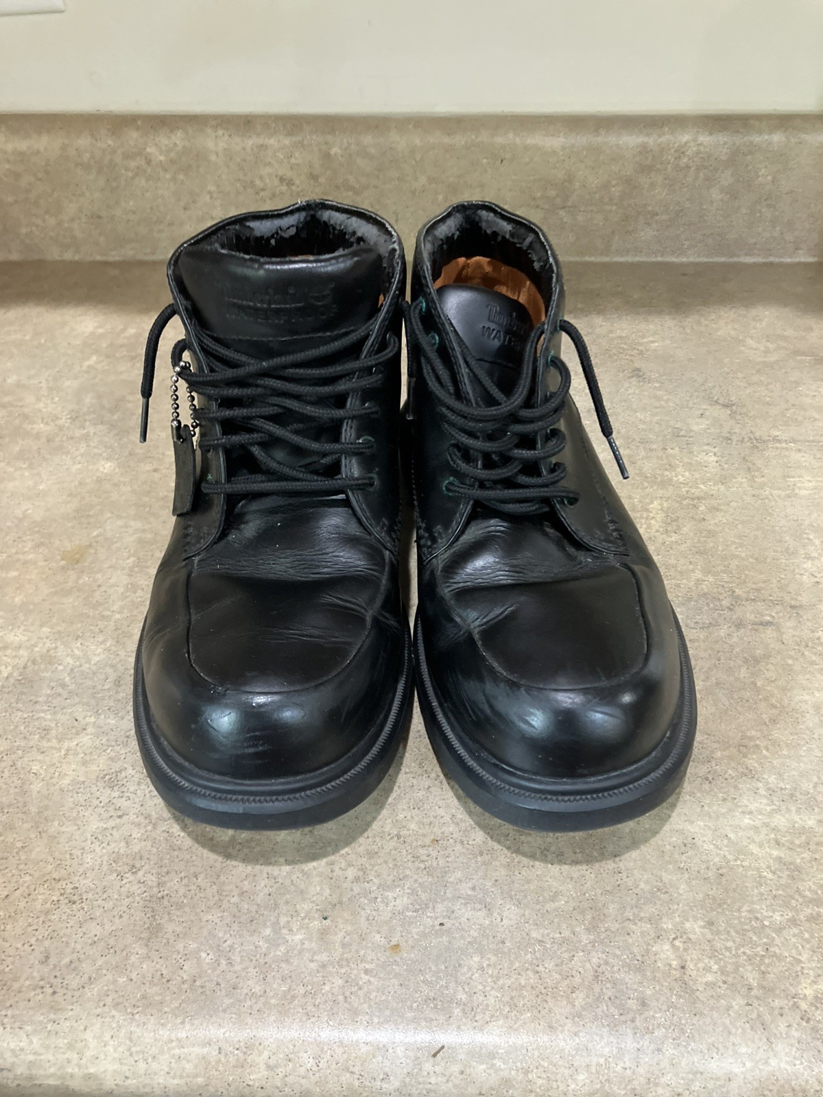mens black timberland boots size 11 pre owned in fair condition