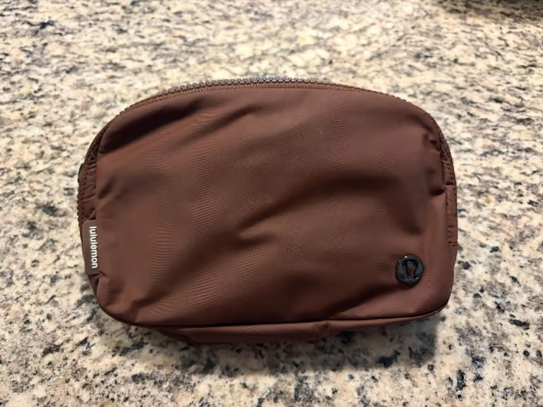 Lululemon Everywhere Belt Bag 1L Java