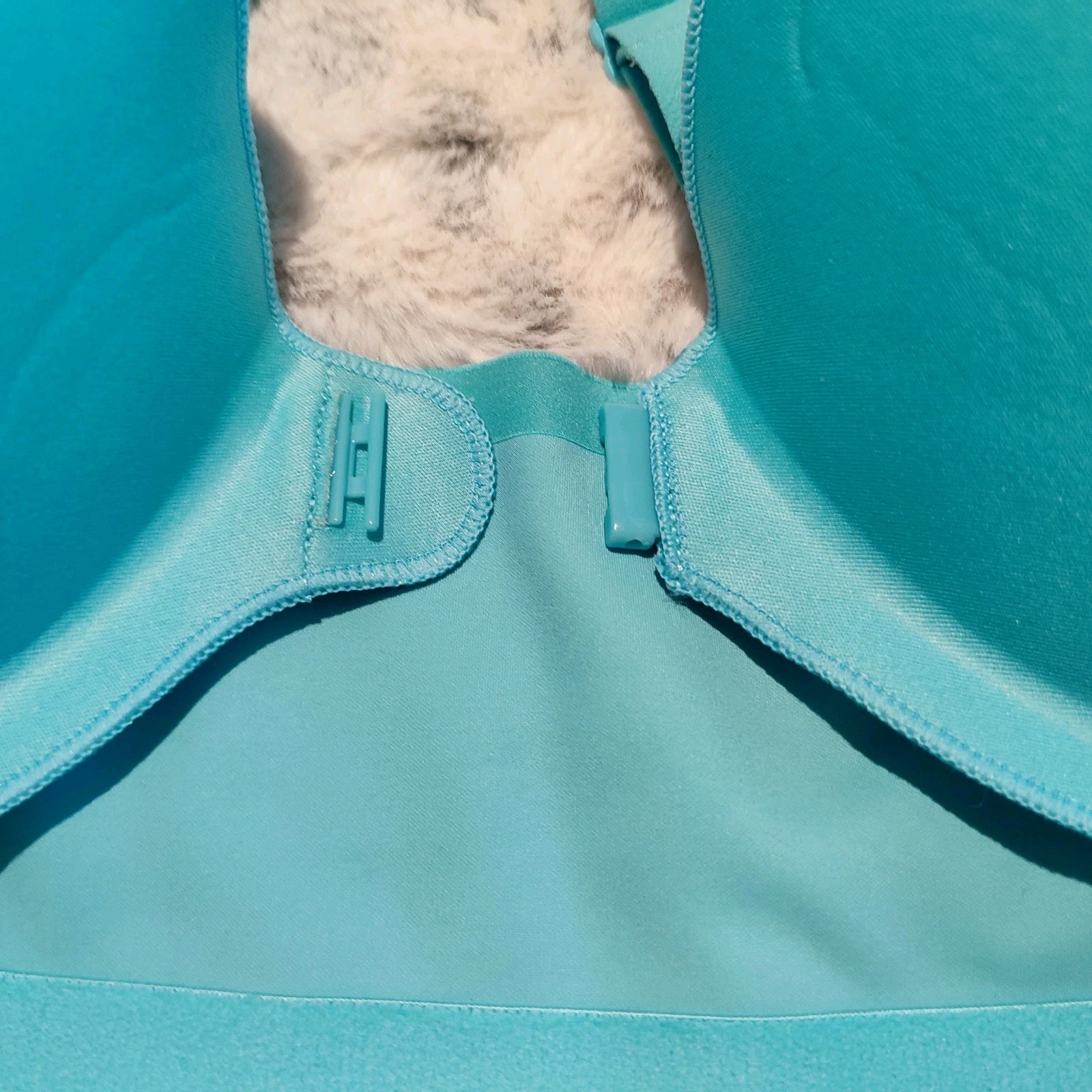 Victoria’s Secret VSX Sport Bra 36C Teal Front Zip High Support Yoga Style New