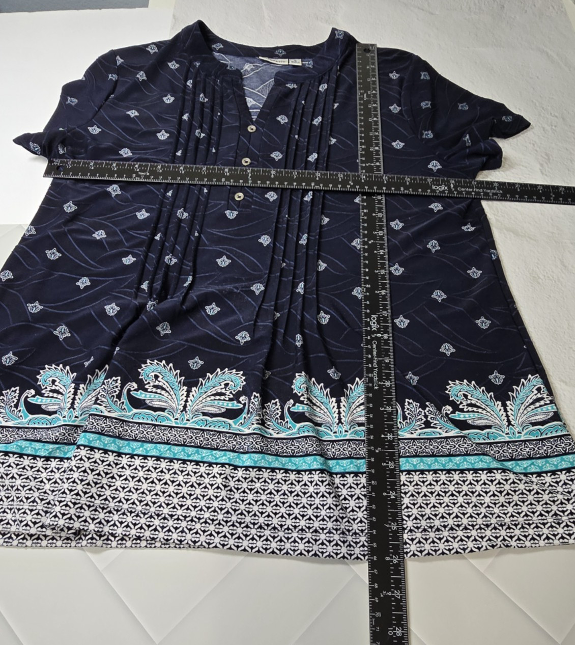 Croft & Barrow Womens Top Short Sleeve Floral Medallion Paisley Stretch Medium