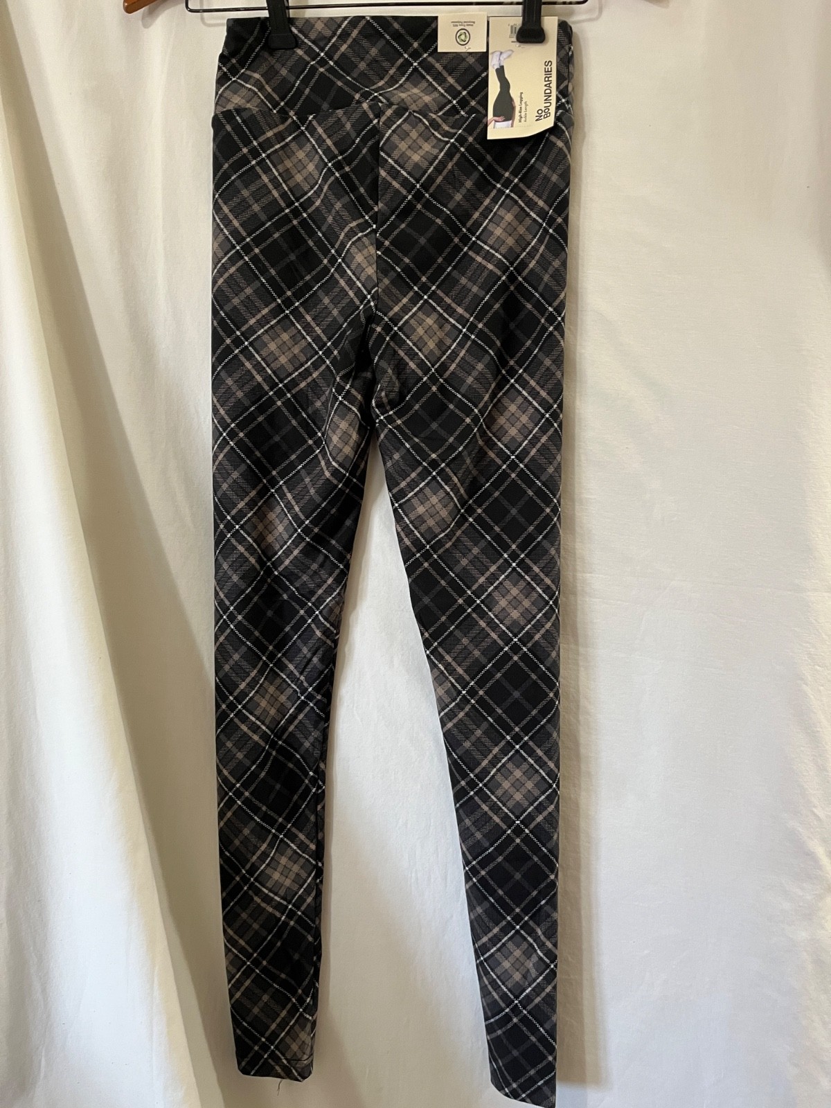 No Boundaries Women Junior Ankle Sueded leggings High rise Plaid Many size NEW