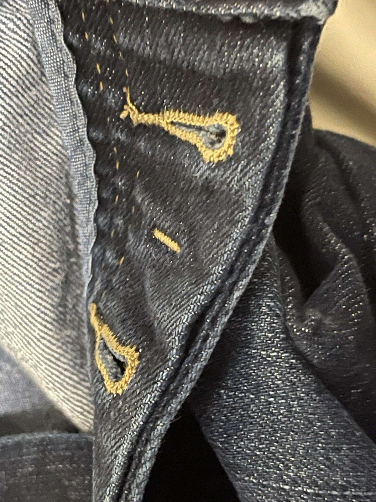 Armani Jeans Men’s Dark Wash Blue Straight Leg Regular Fit Mid Rise Denim