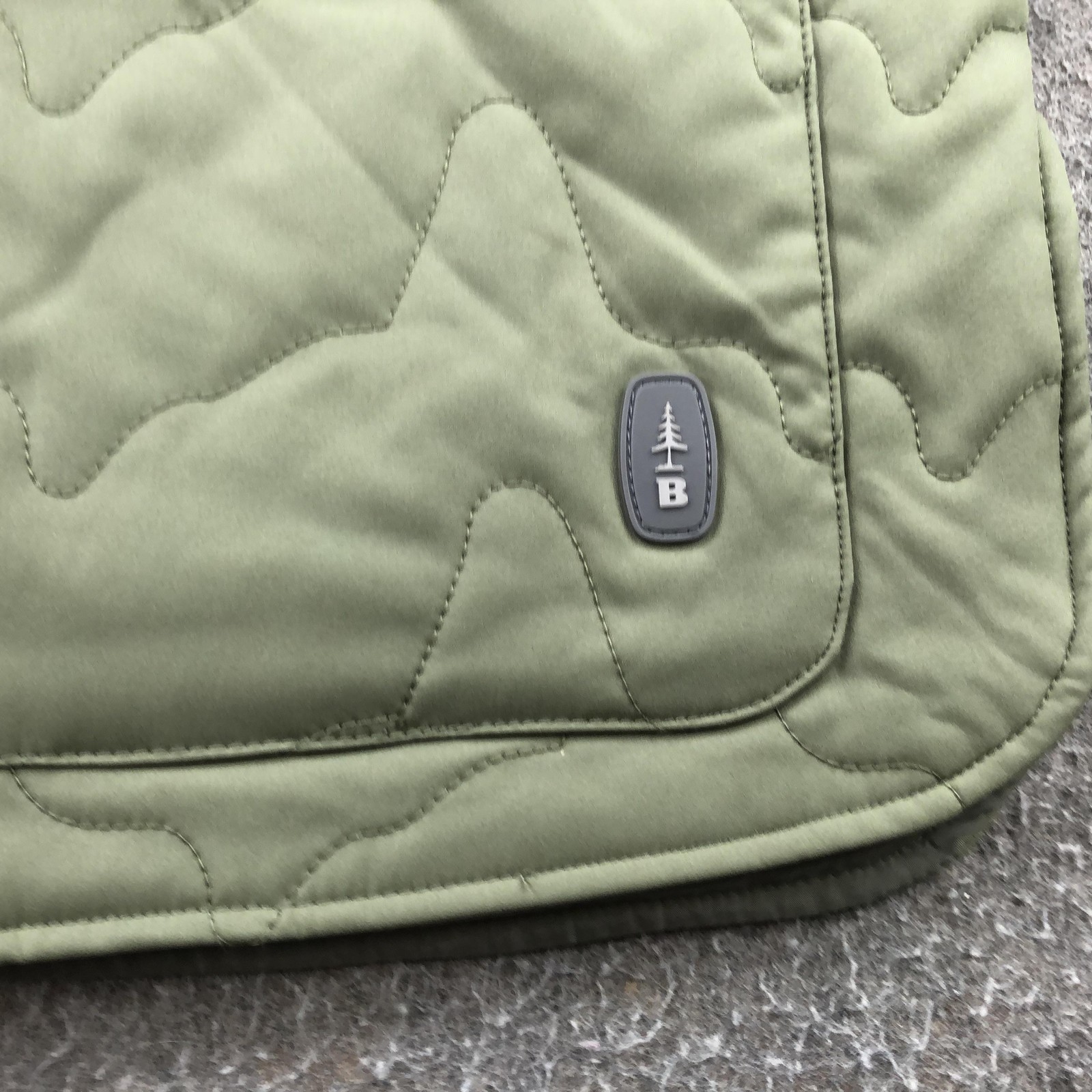 BASS Outdoor Jacket Women Large Green Olive Quilted Snap Front Insulated Pockets