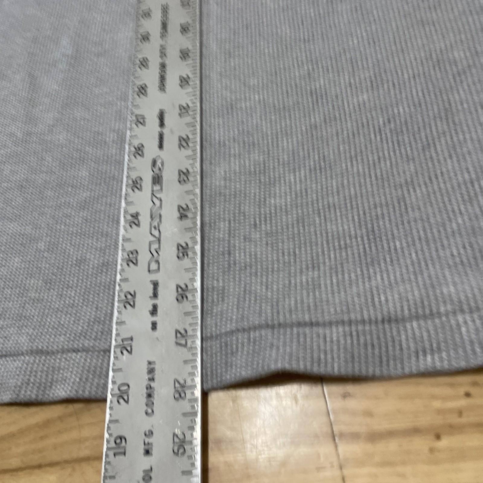 BYC Shirt Men L Light Gray Slim Thermal Waffle Knit Long Sleeve Skate Sk8 36″