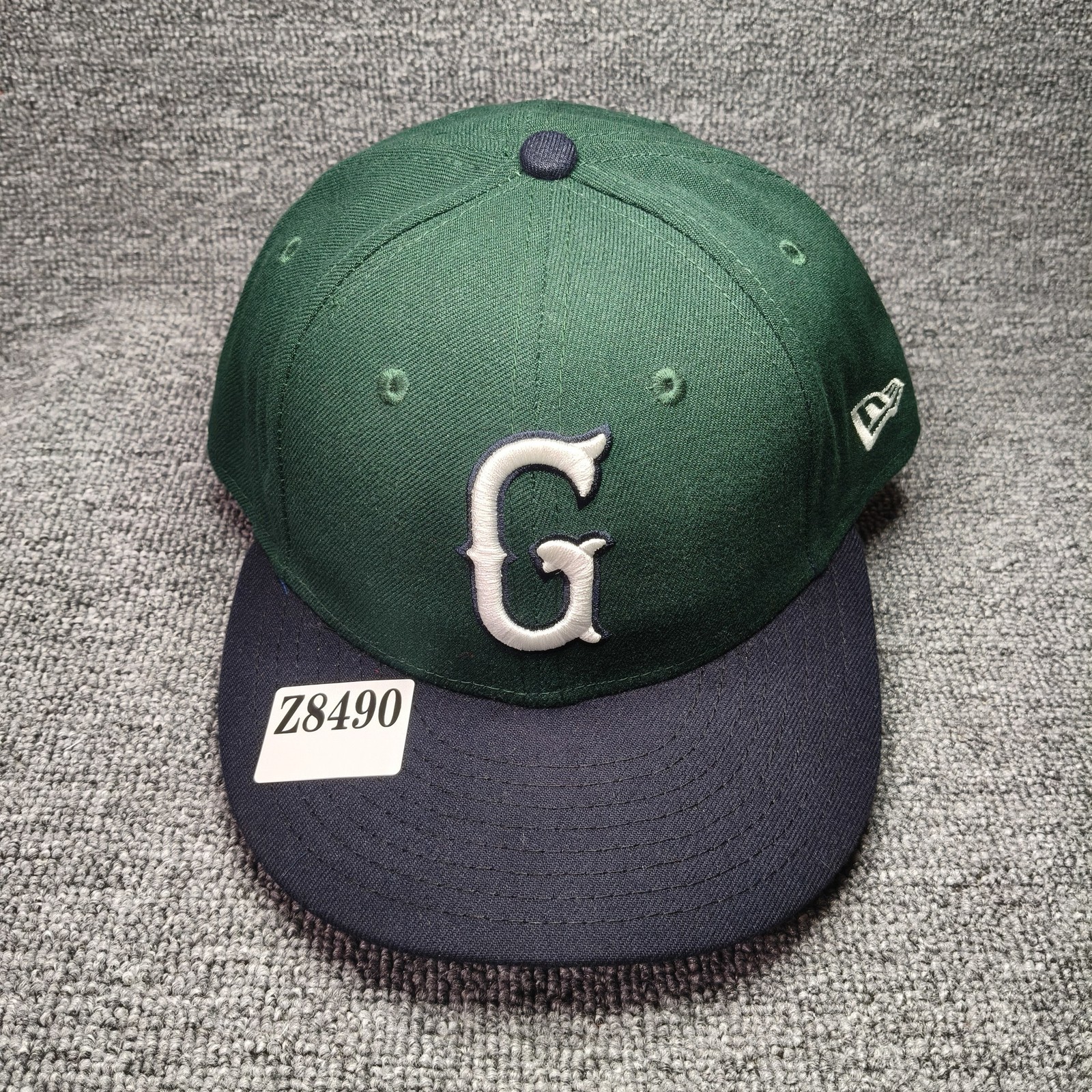 New Era Minor League 59FIFTY Fitted Green Navy Size 8 Baseball Hat