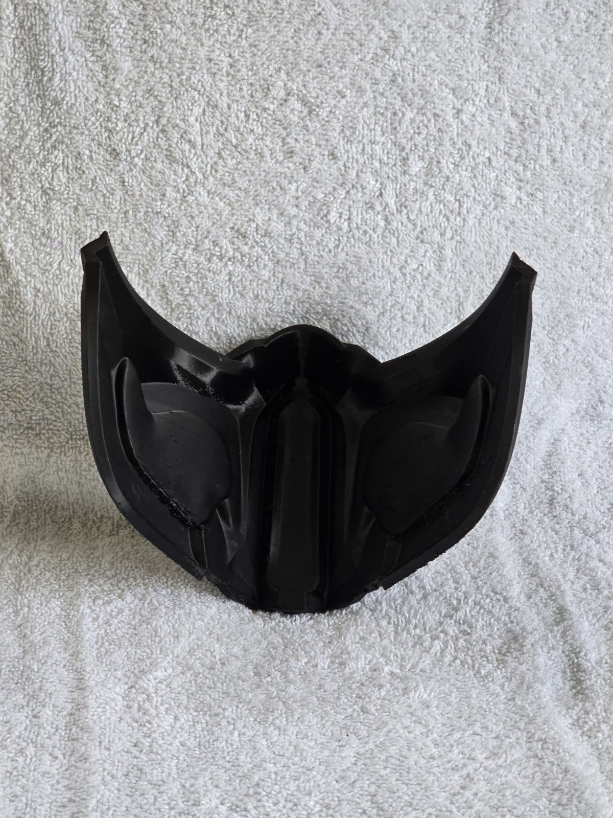 Black Half Face Halloween Costume Mask, One Size Adult Unisex Sub Zero Style