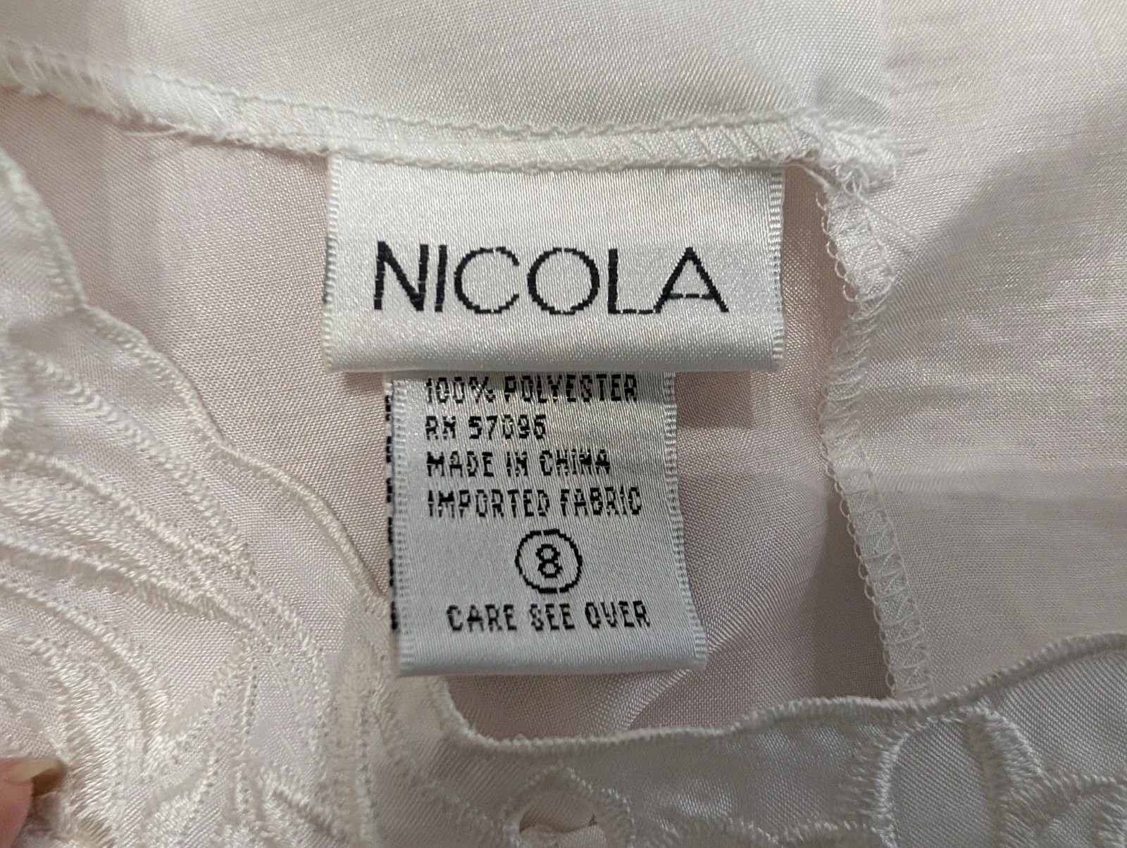 Vntg NICOLA White Embroidered Blouse 8 Satiny Elegant Old Money Back Button 80s