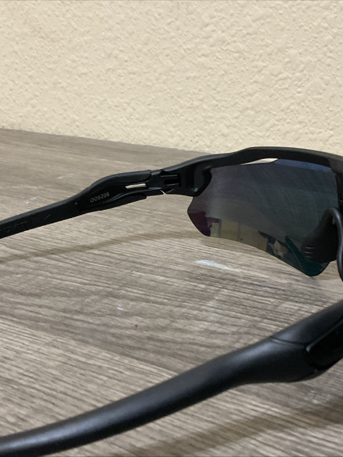 NEW Oakley 009208 Radar Ev Path Men’s Sunglasses Black Frame – Green Prizm Lens