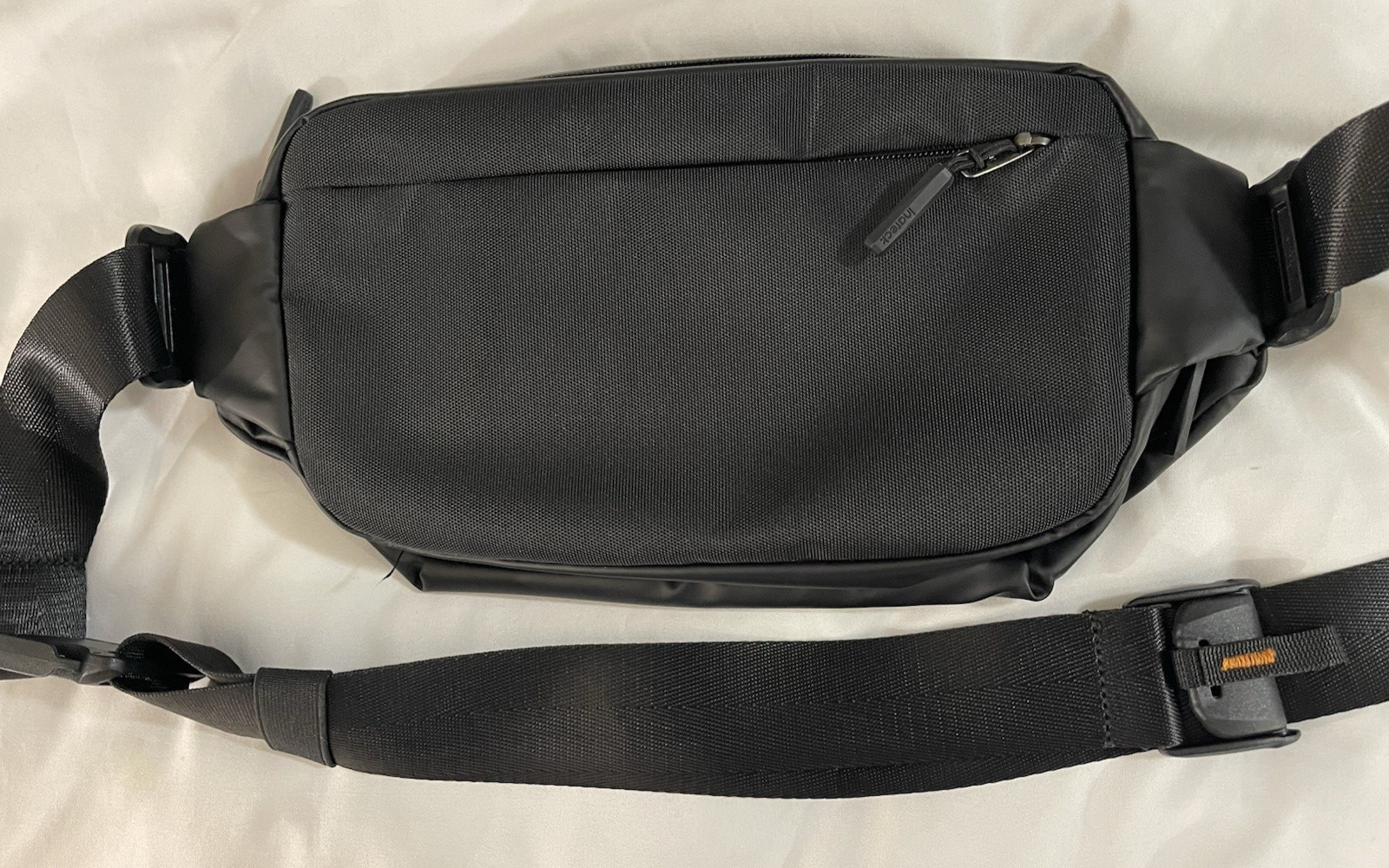 Inateck Tech Sling Bag Crossbody Black Shoulder Chest Bag Adjustable Strap