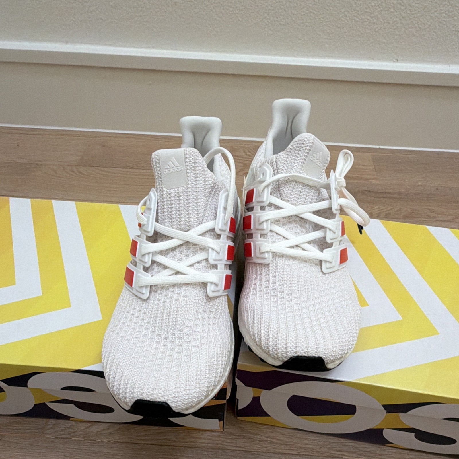 adidas UltraBoost 2018 Size 10 Red/Black/White