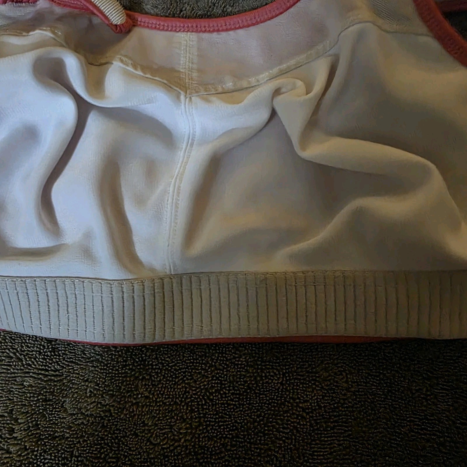 Moving Comfort Coral-Pink High Support Sports Braw Size 34D